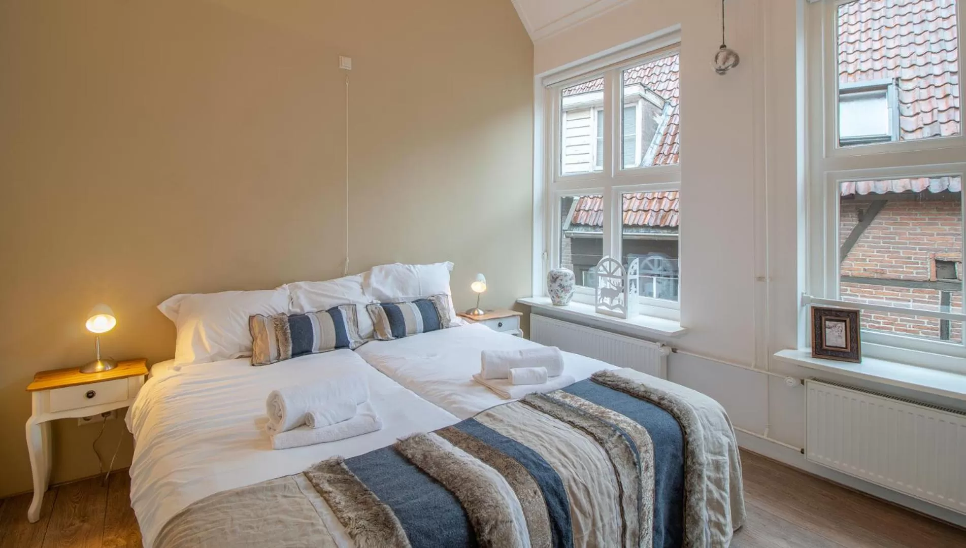 Bathroom, Bed in Hart van Lochem