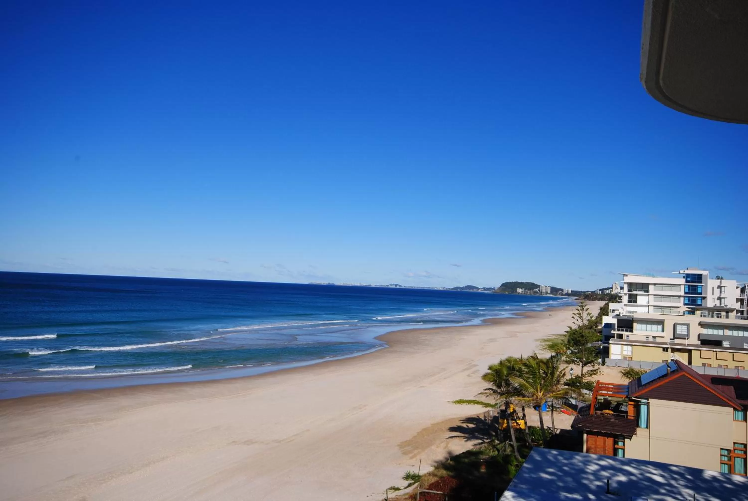 Beach in Albatross North Apartments