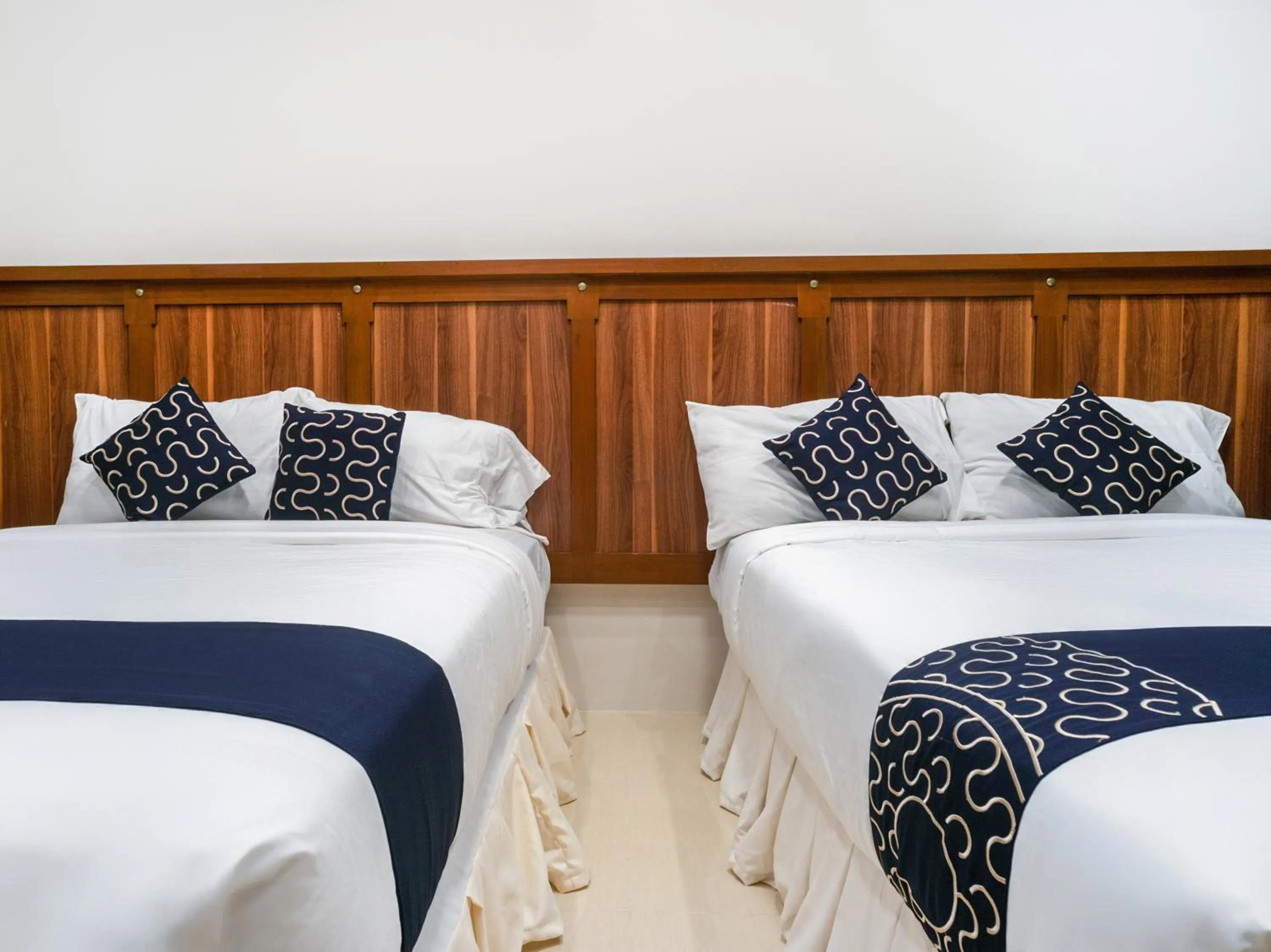 Standard Family Room in Capital O 460 World Palace Hotel