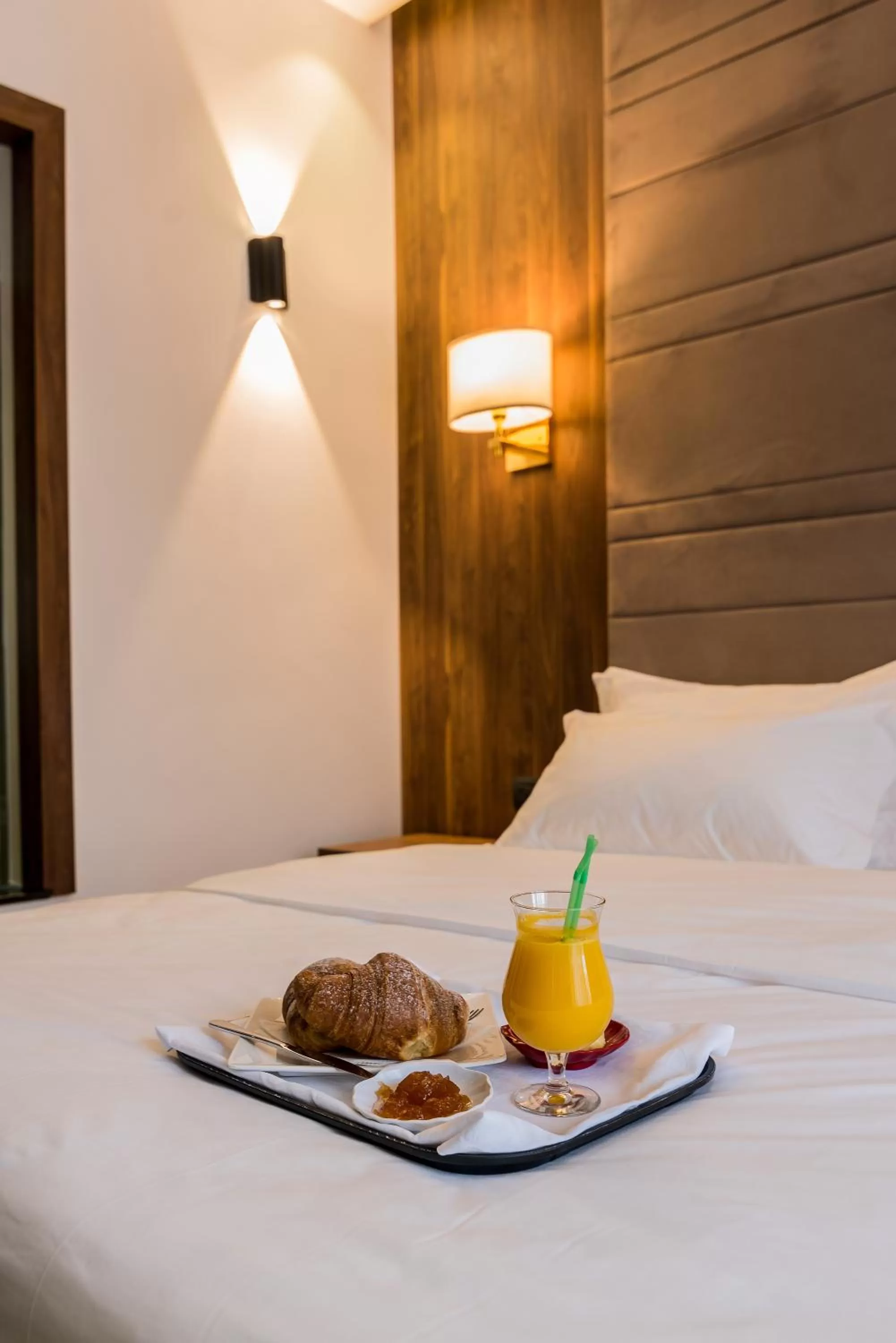 Bed in Deluxe & Executive SPA by Rafaelo