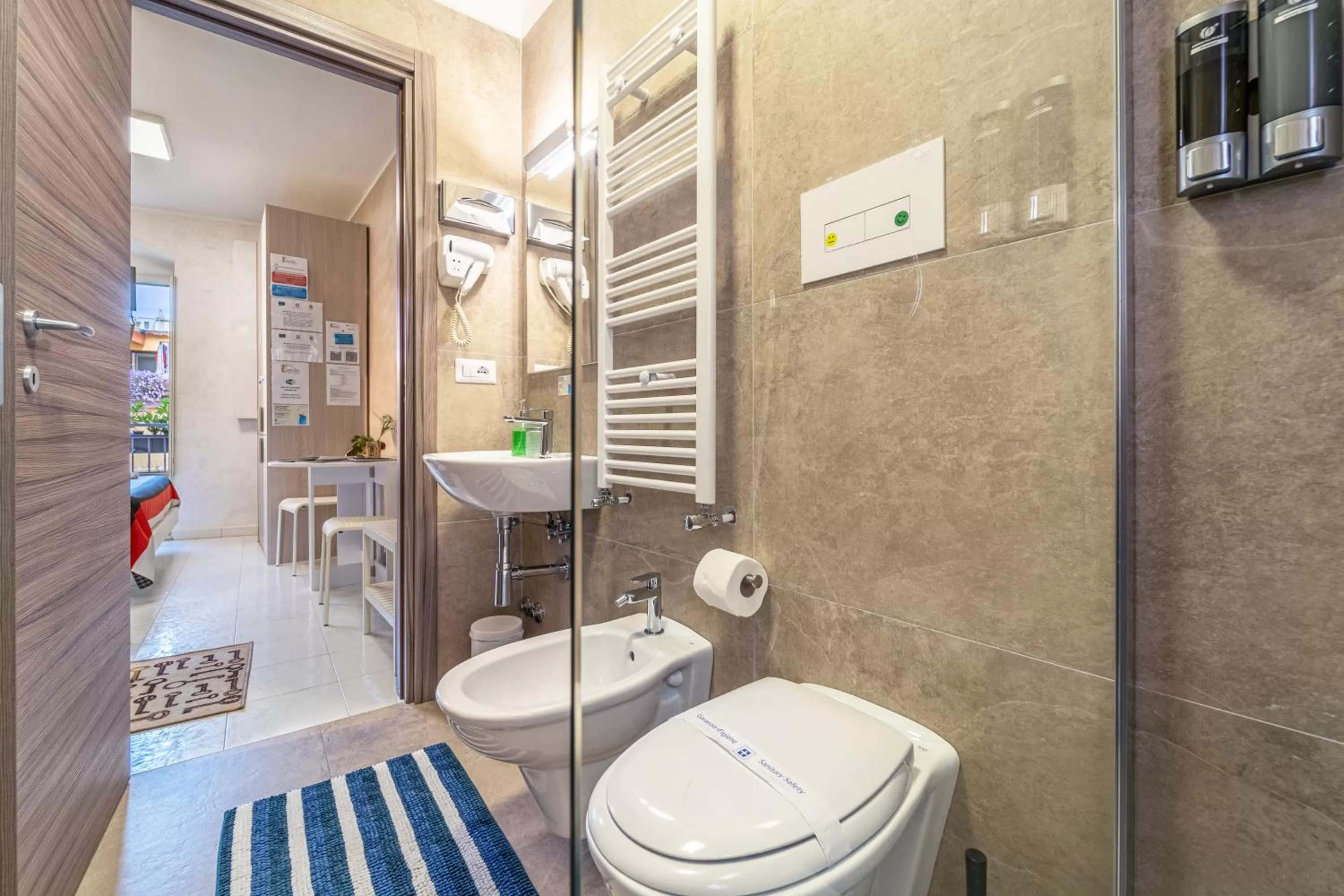 Photo of the whole room in B&B Eraclio