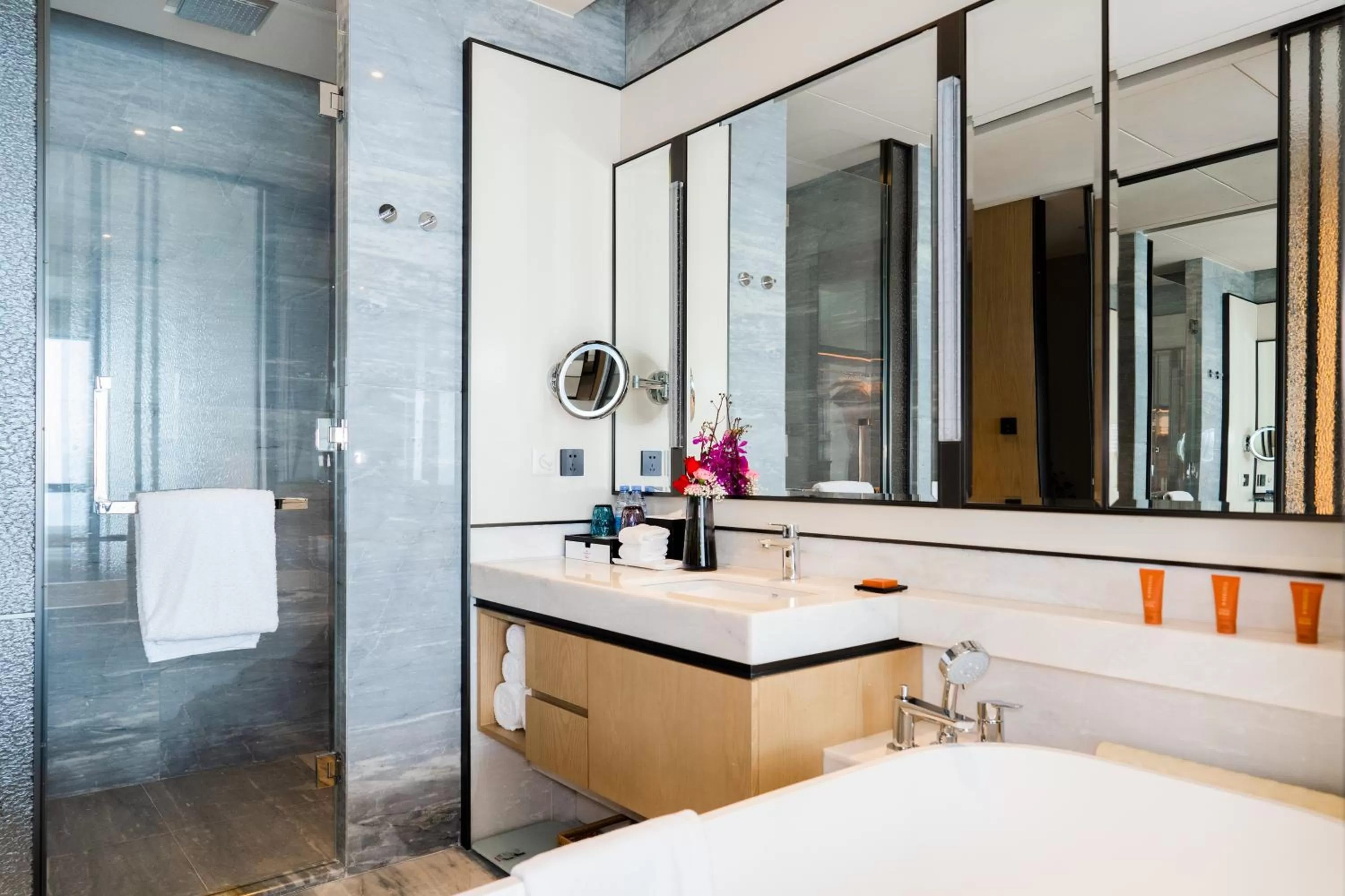 Bathroom in Crowne Plaza Shenzhen Nanshan by IHG