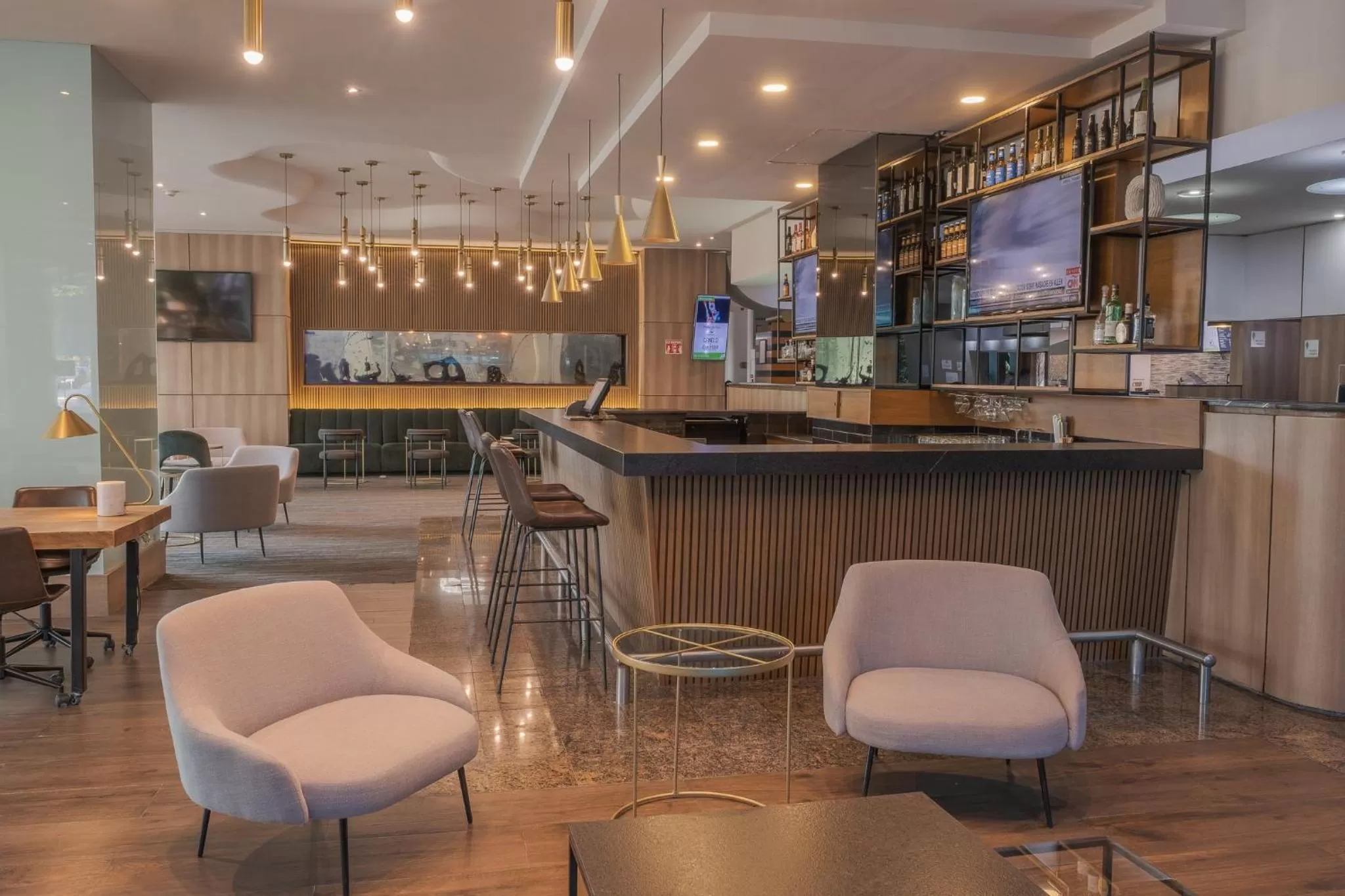 Lounge or bar in Holiday Inn Guadalajara Select by IHG