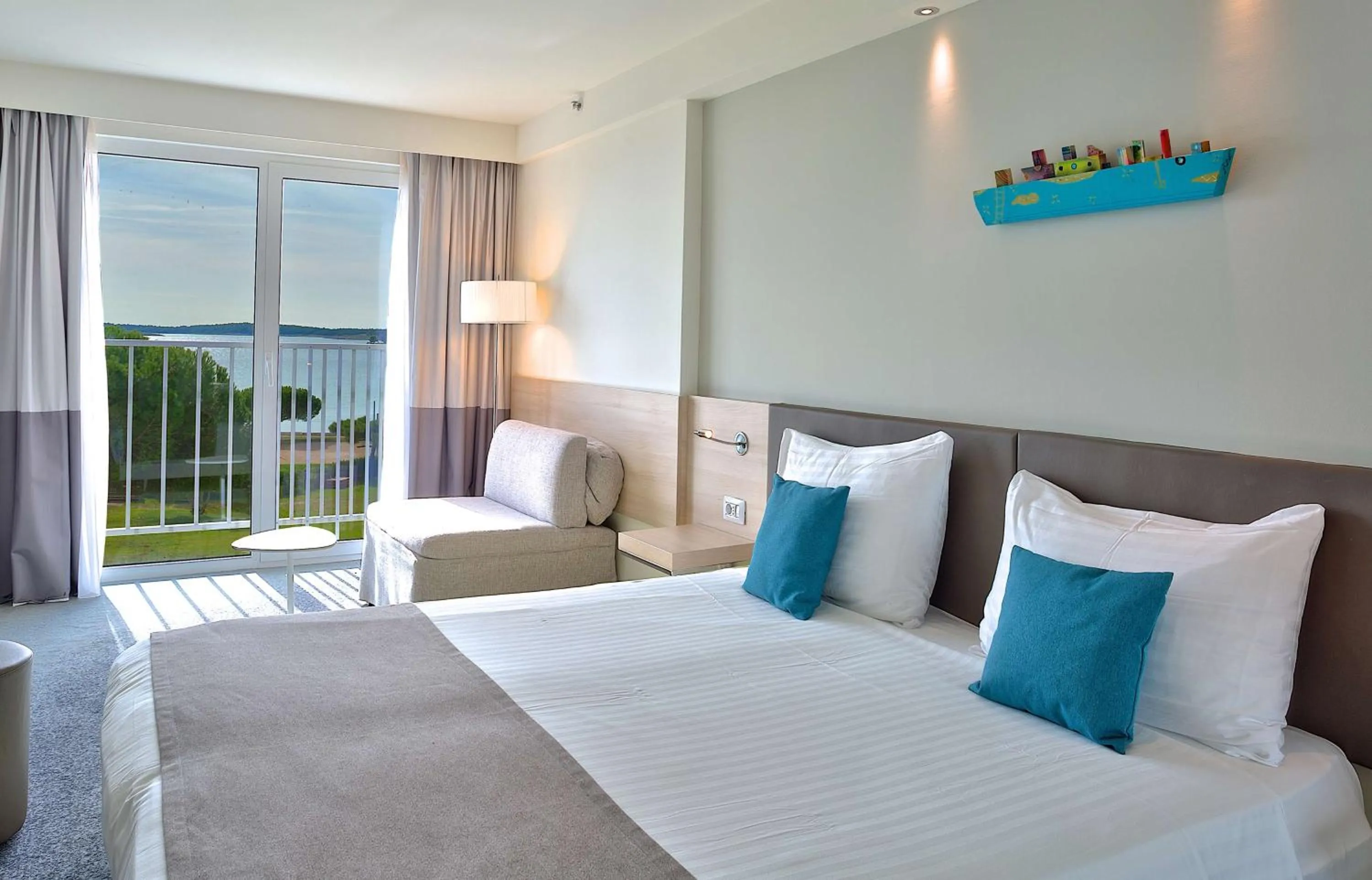 View (from property/room), Bed in Park Plaza Belvedere Medulin