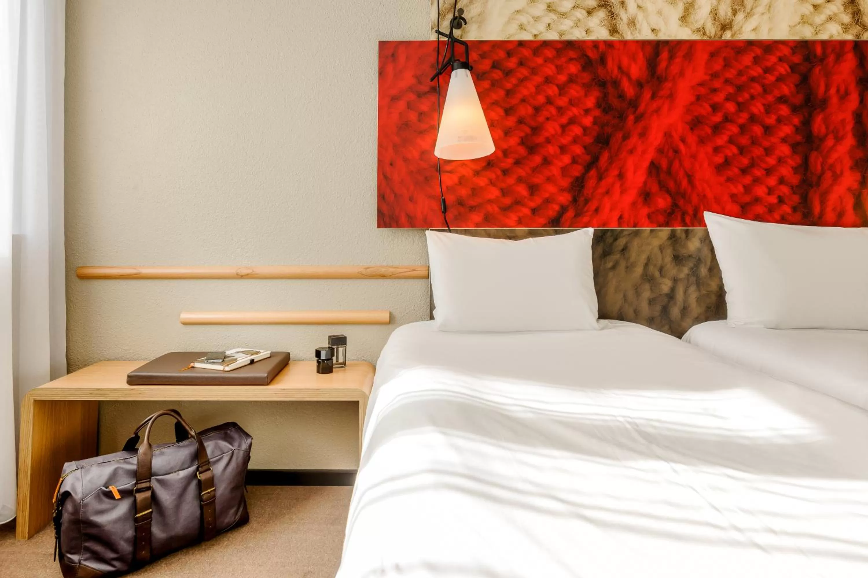 hair dresser, Bed in ibis Berlin Mitte