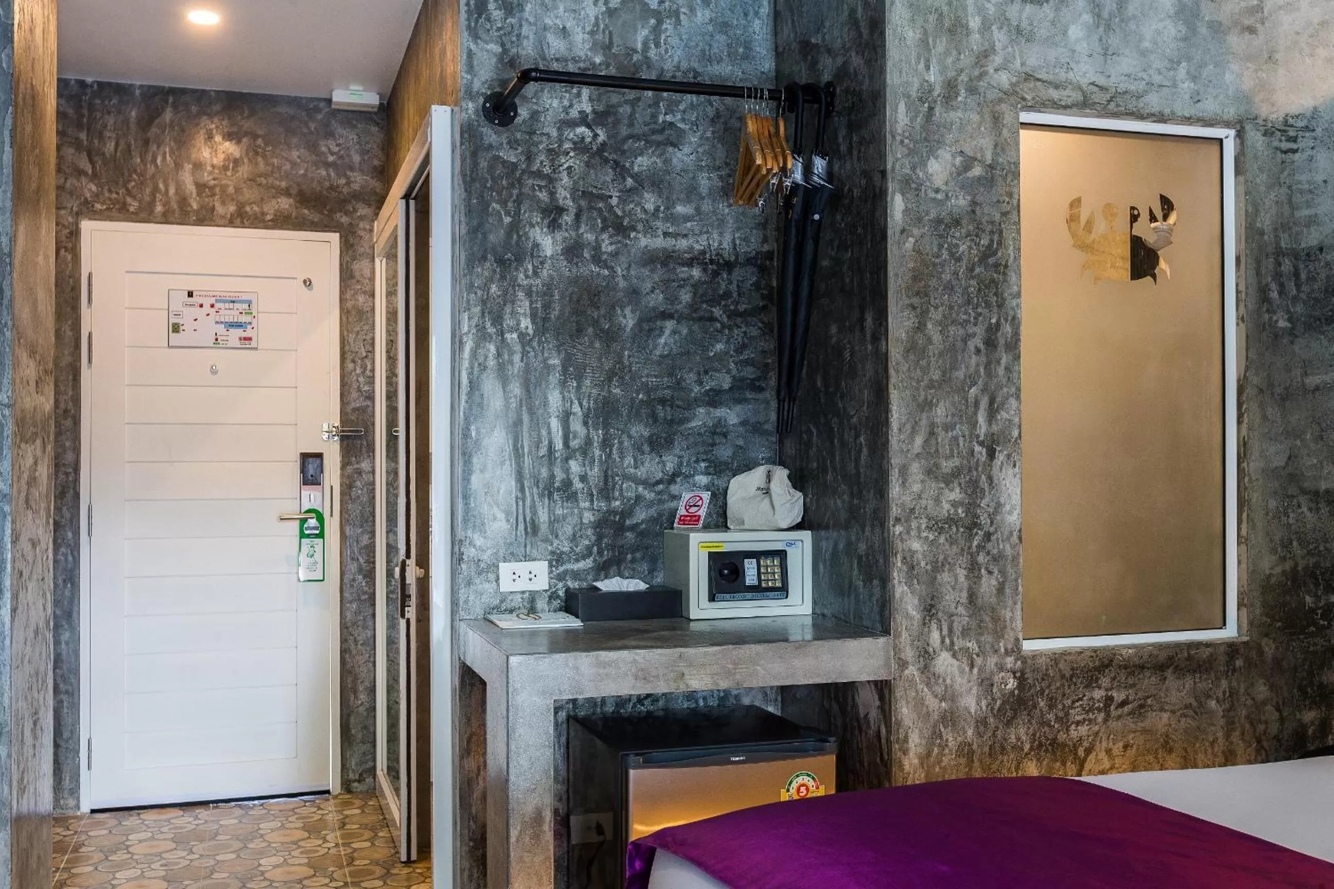 Photo of the whole room, Bed in Maneetel Krabi Beachfront-SHA Plus