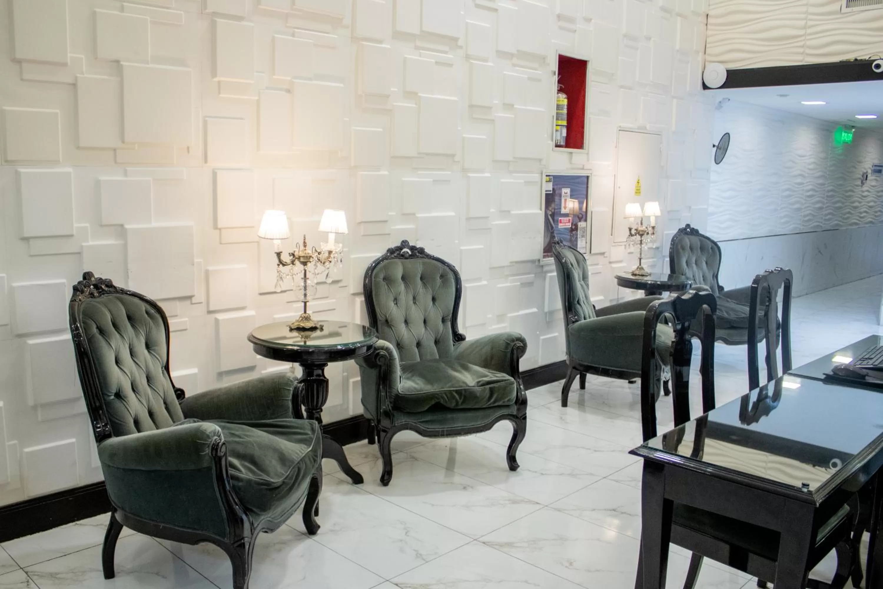 Lobby or reception in Ker Recoleta Hotel