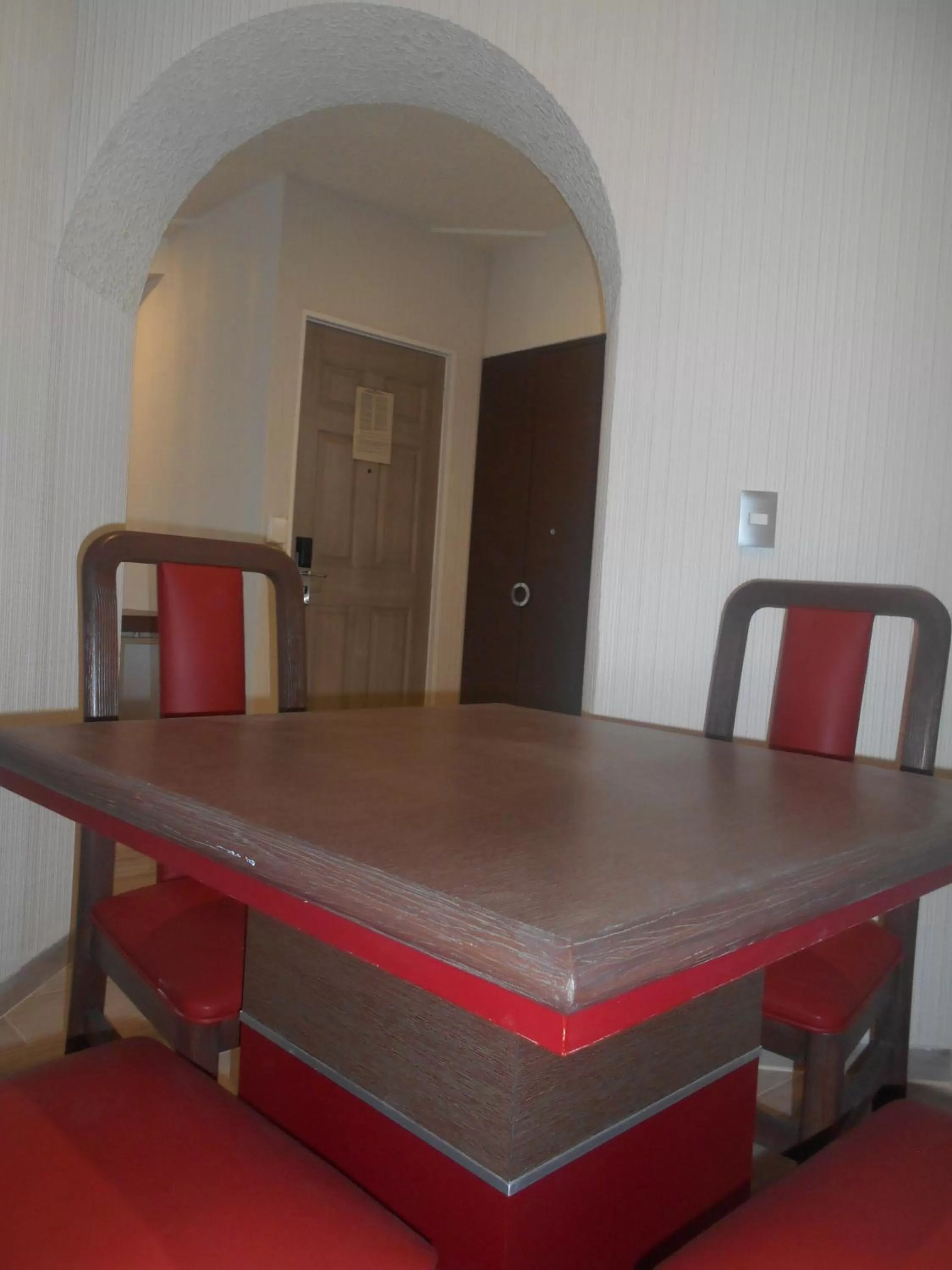 Dining area in Hotel Puente Real