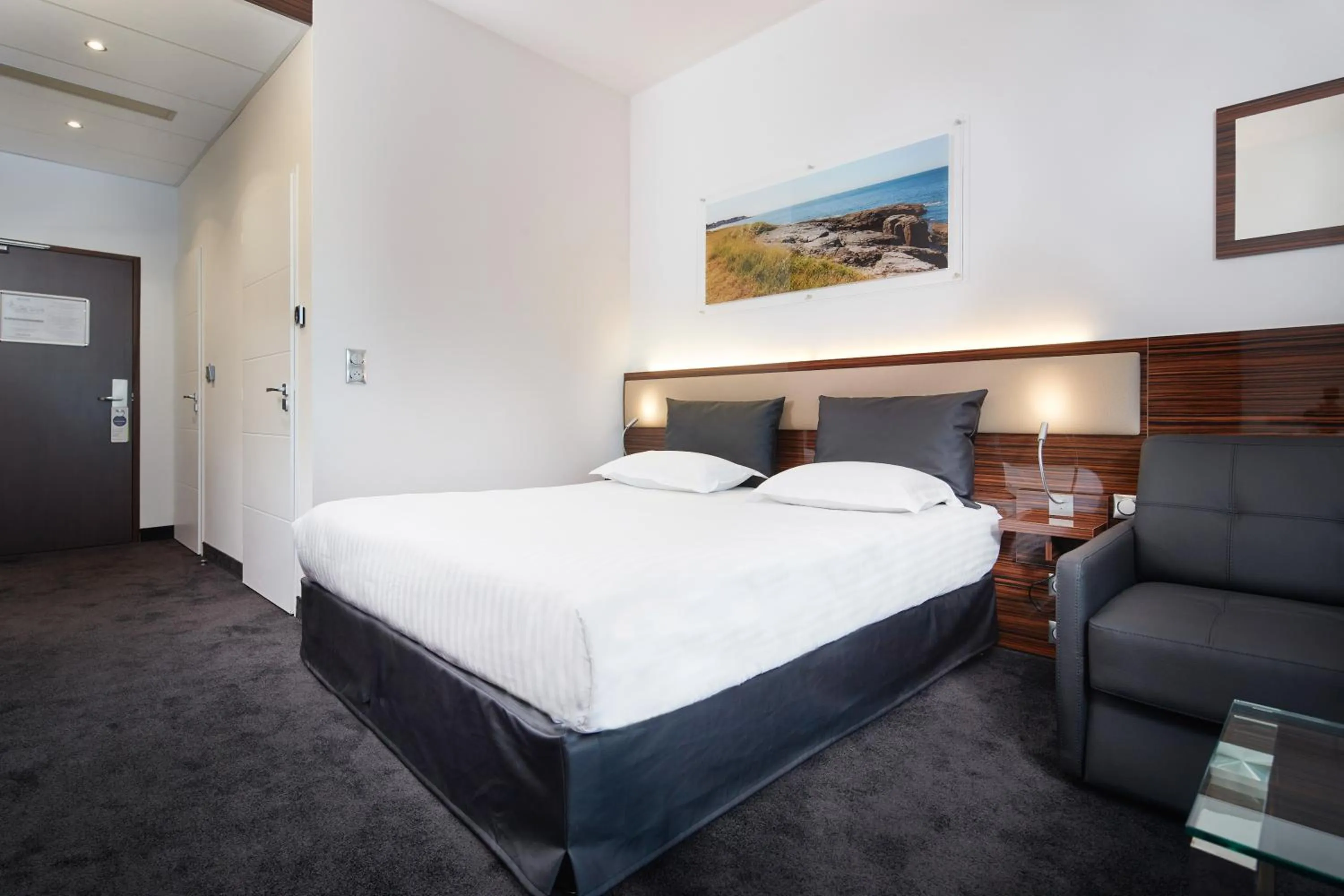 Bedroom, Bed in Westotel Pornic Côte de Jade