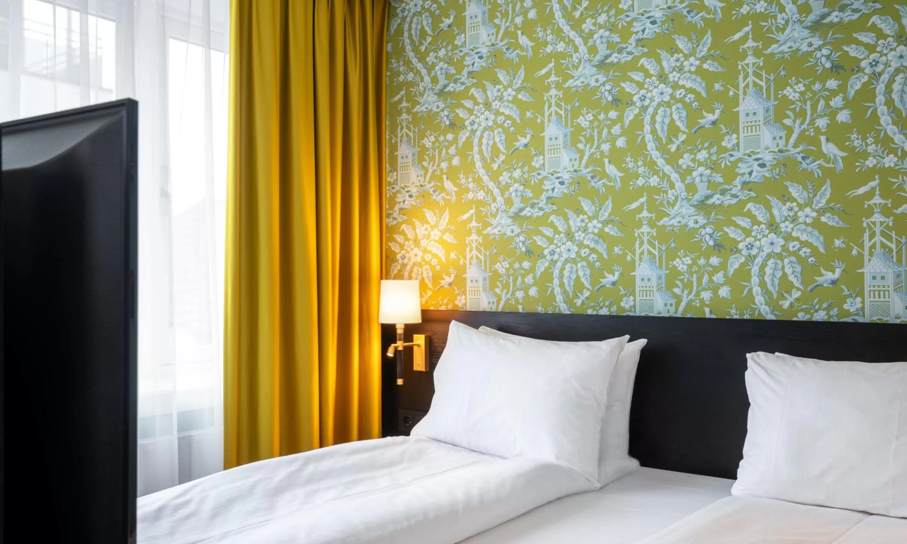 Bed in Thon Hotel Maritim