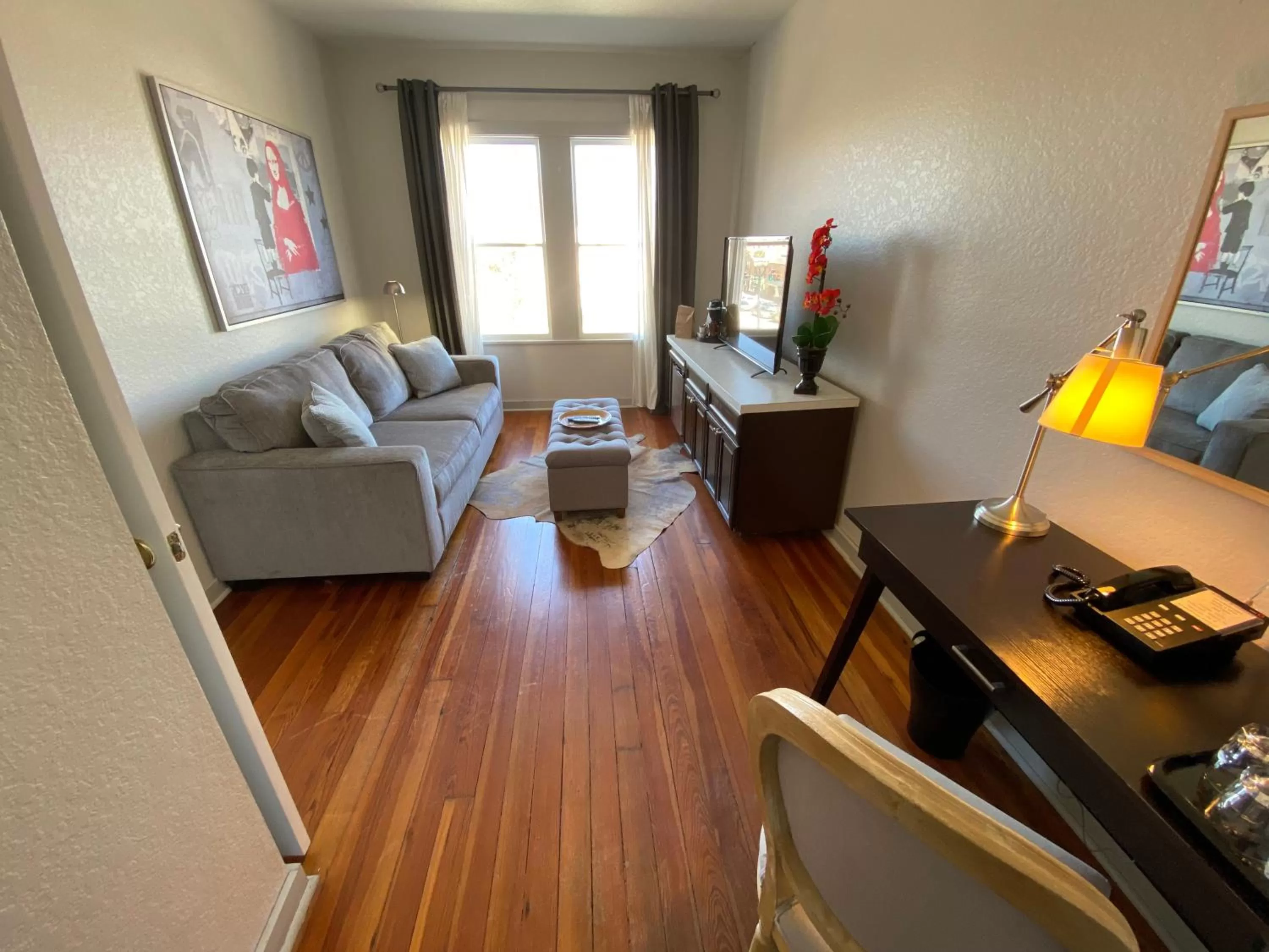 TV and multimedia in Artisan Downtown