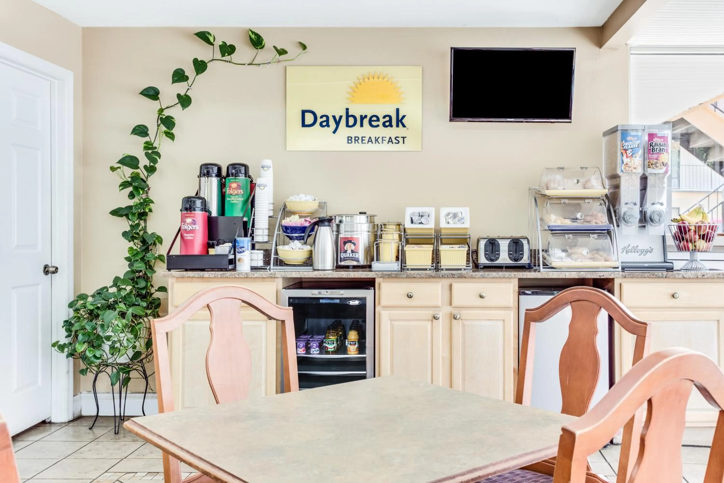 Continental breakfast in Americas Best Value Inn Aiken