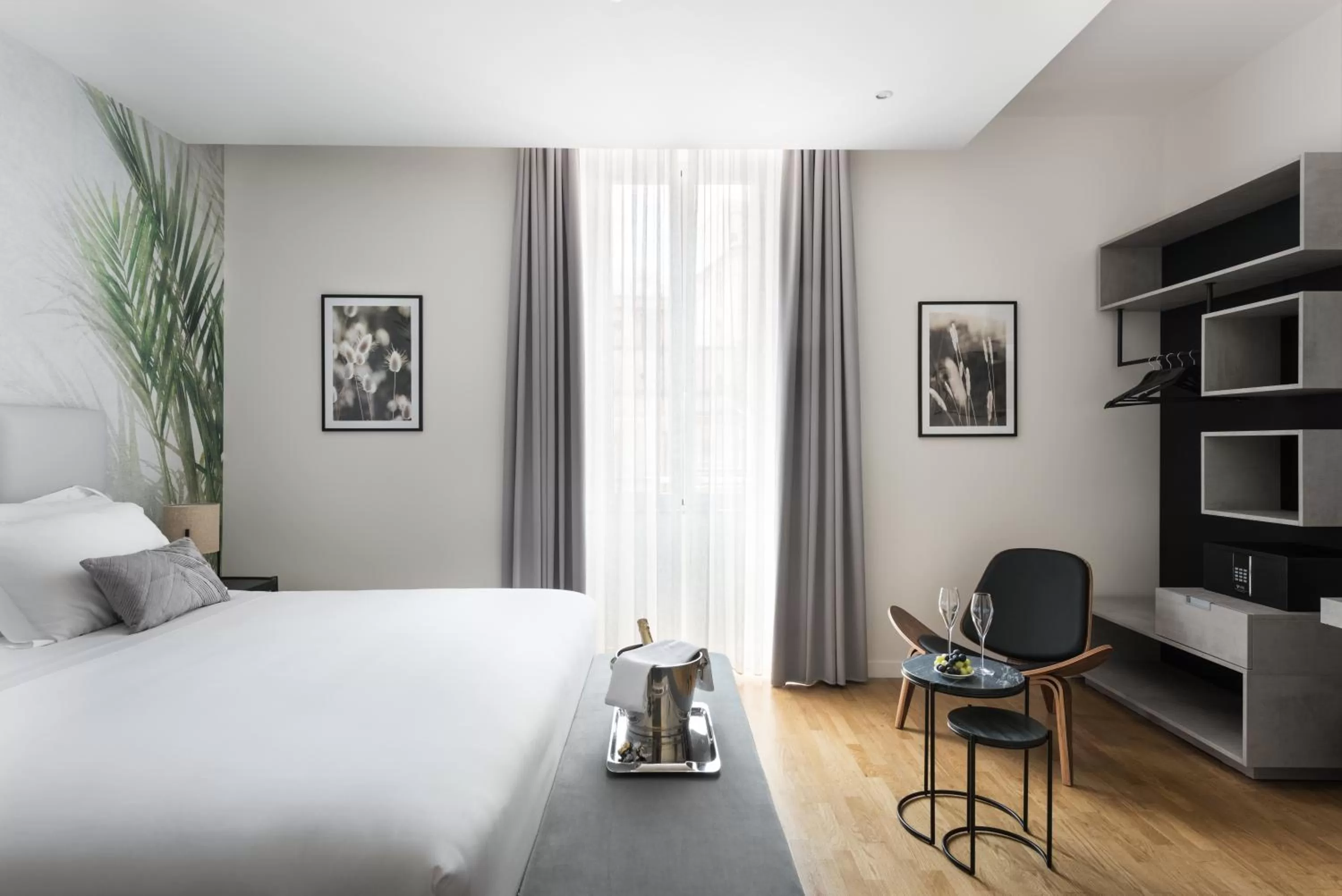 Bedroom, Bed in AT FORTY-ONE