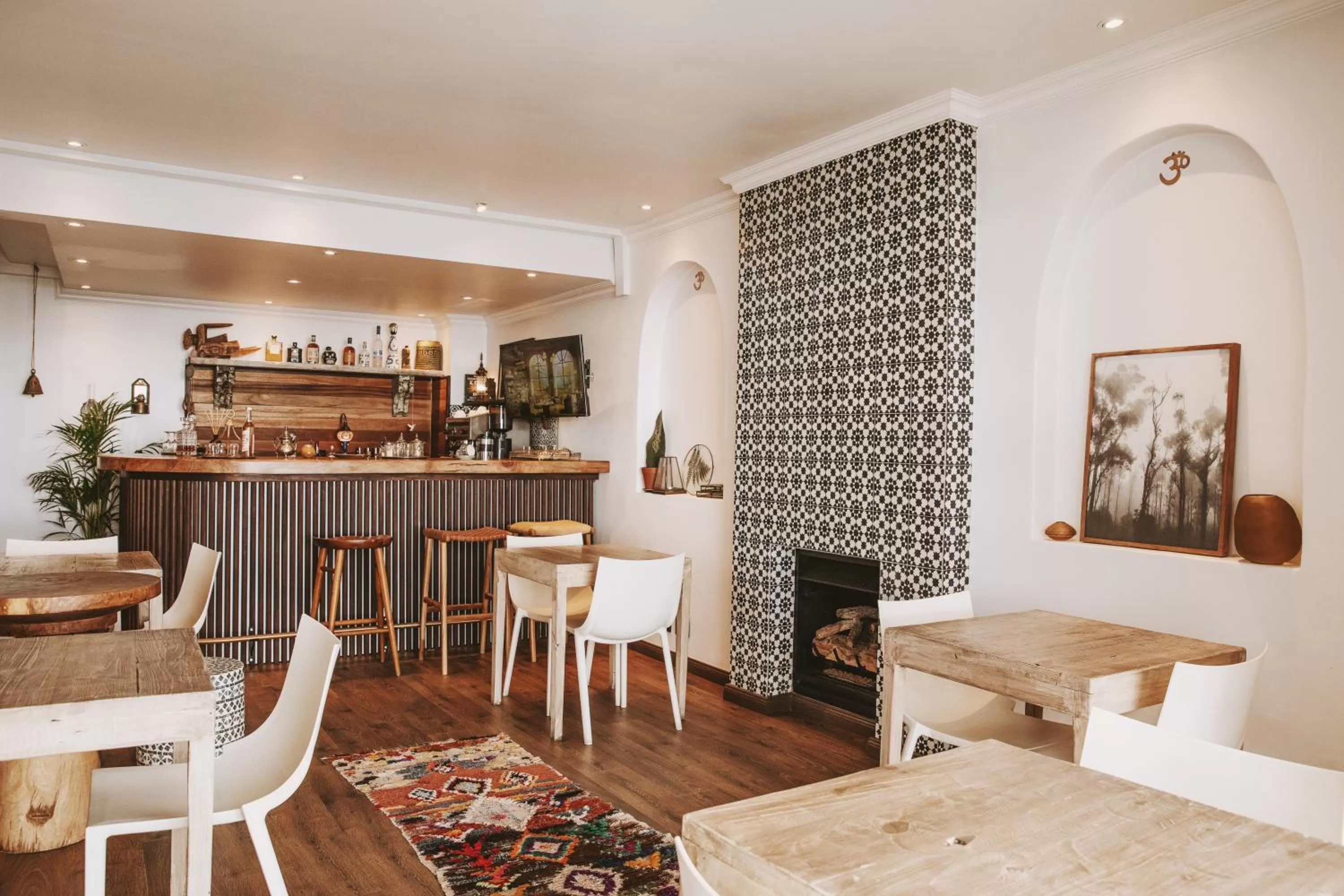 Living room in Sea Castle Hotel Camps Bay