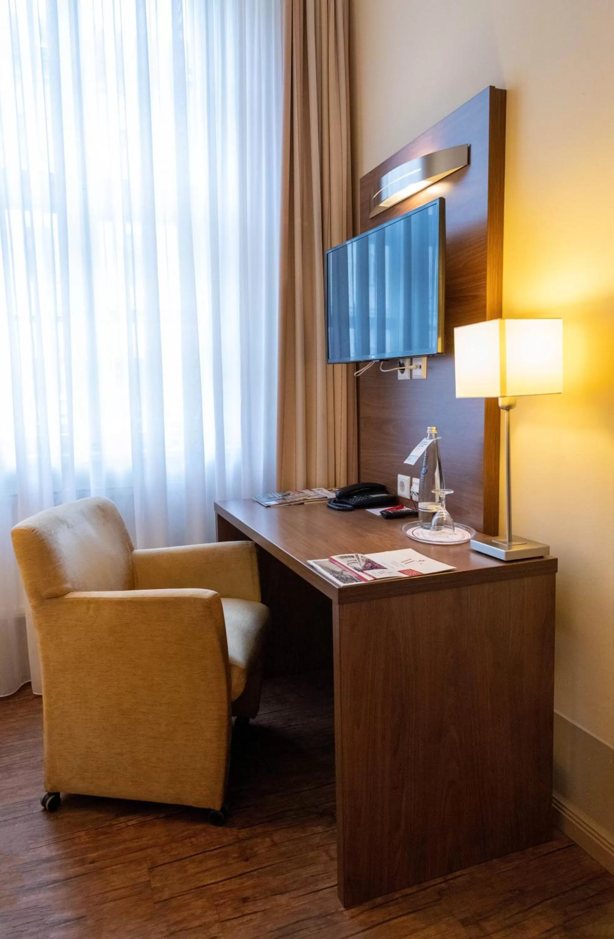 TV and multimedia, TV/Entertainment Center in Hotel am Großen Waisenhaus