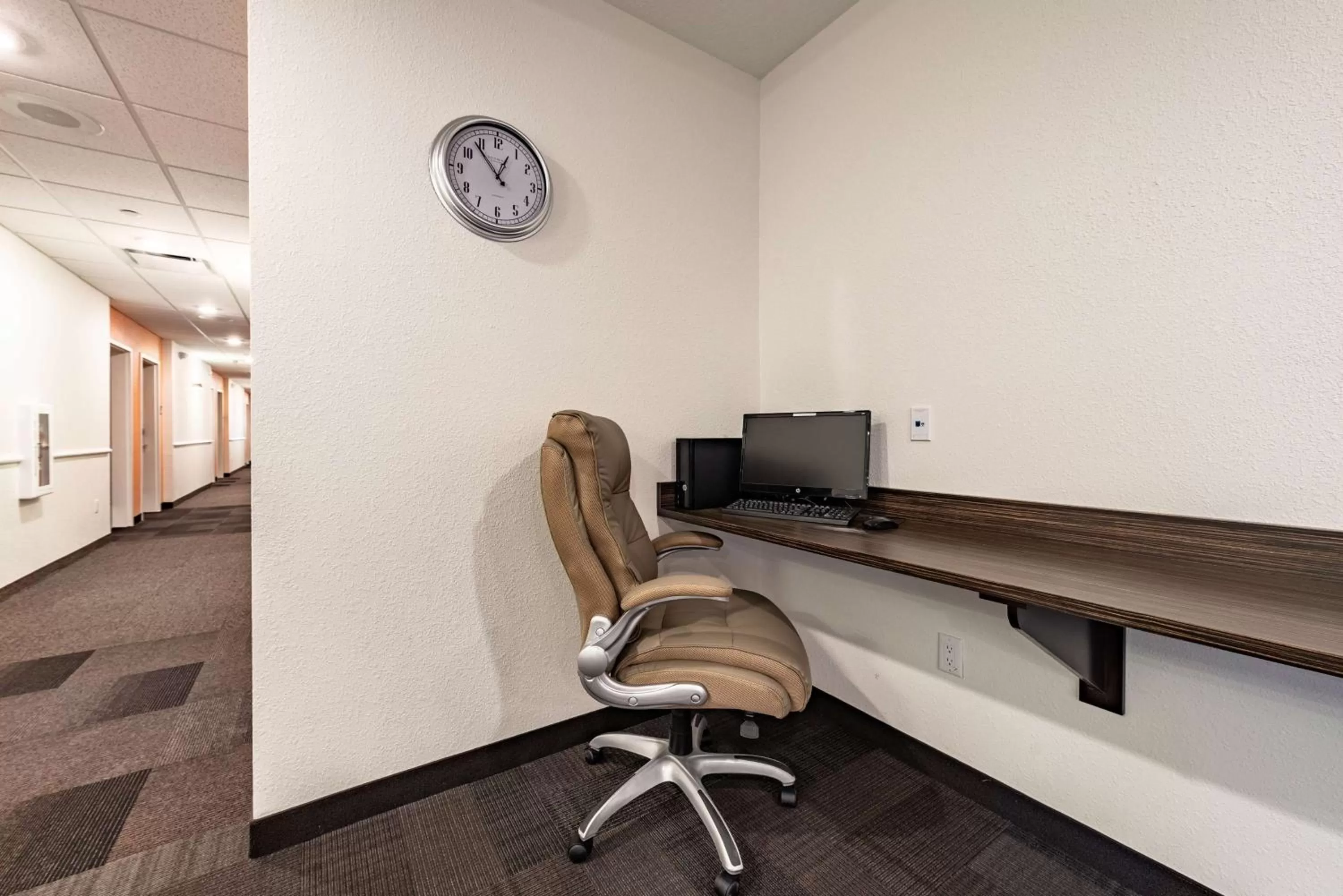 On site in Motel 6-Mankato, MN