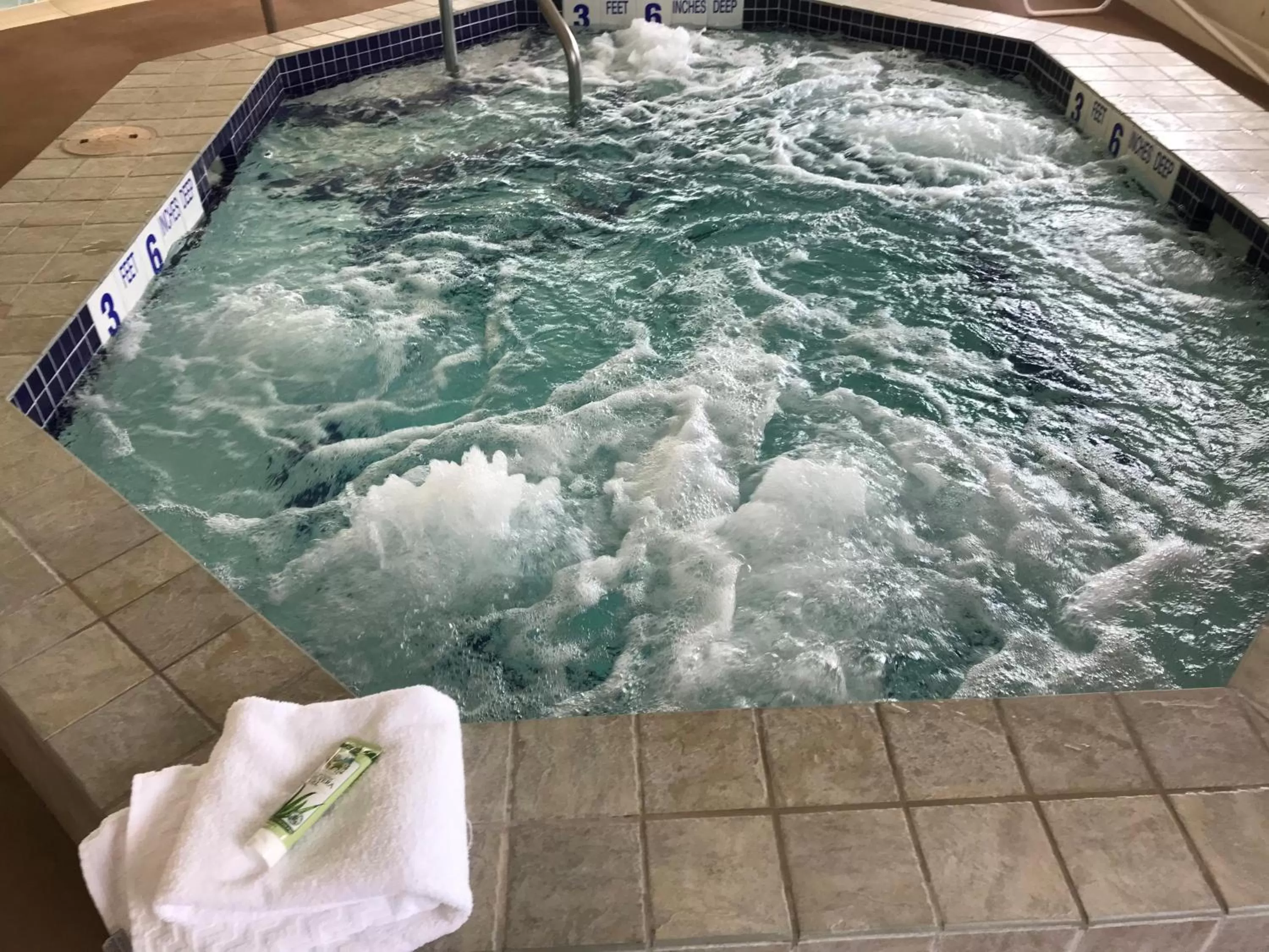 Spa and wellness centre/facilities in Best Western University Inn