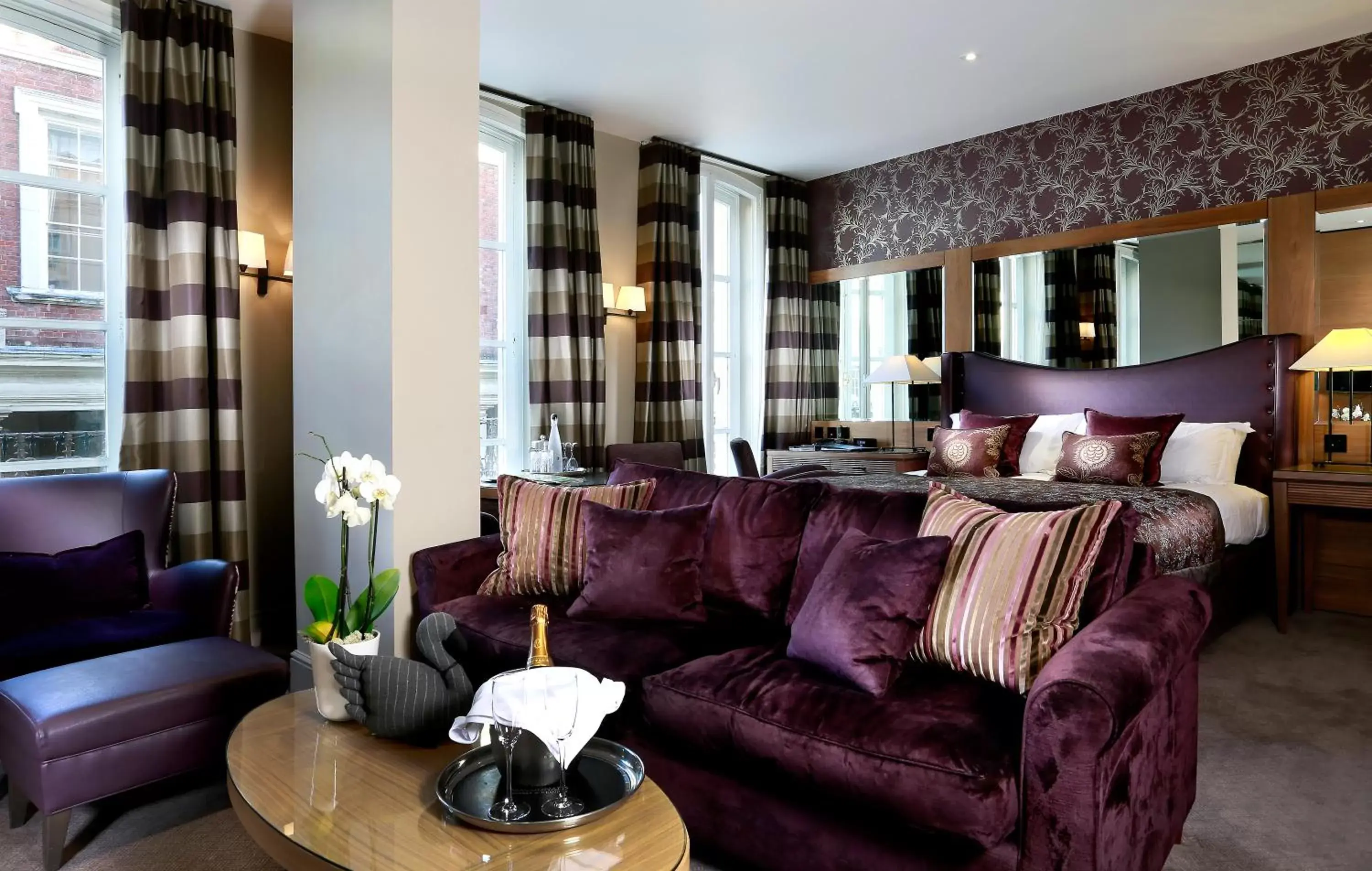 Macdonald Windsor Macdonald Windsor