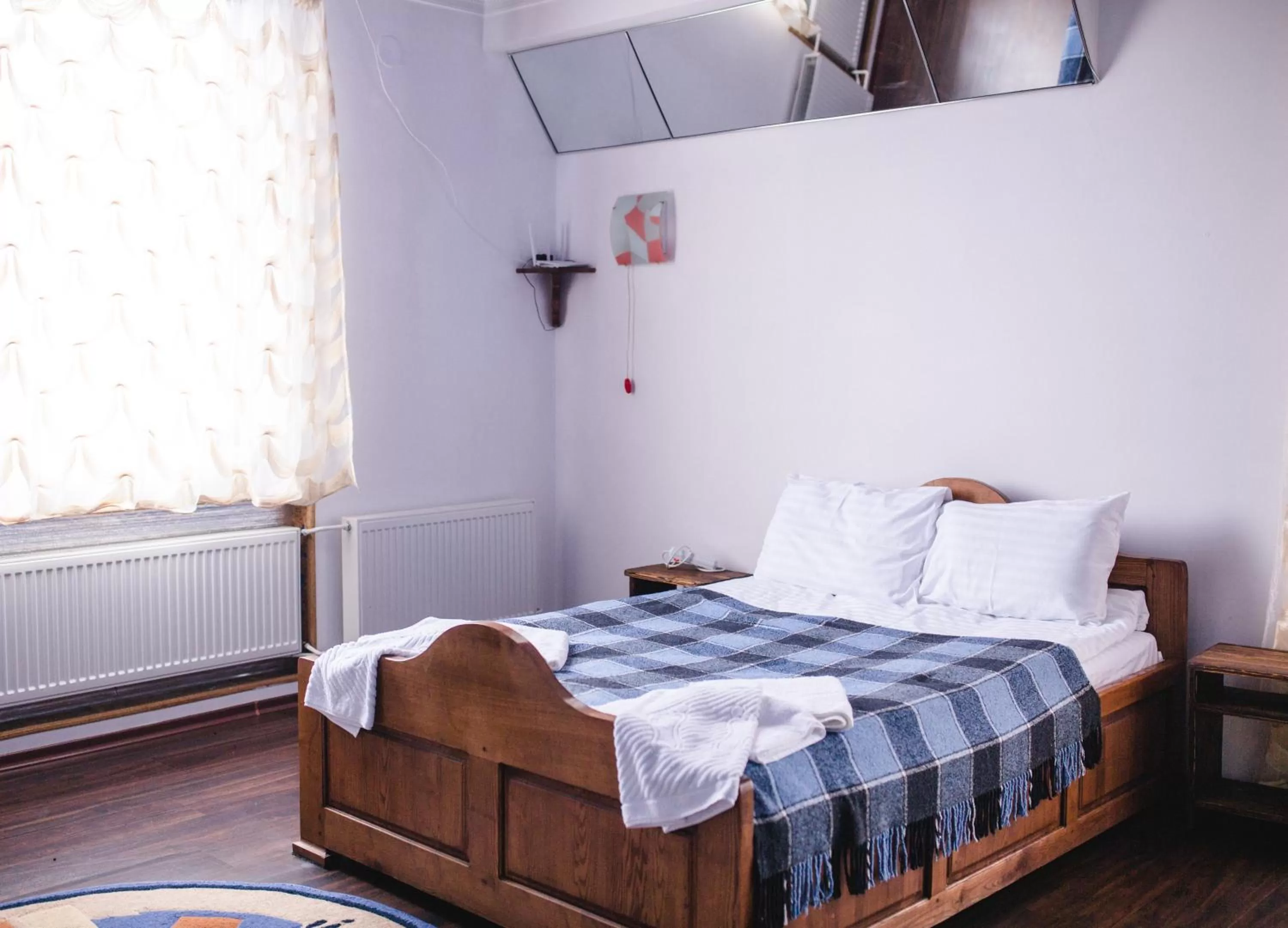 Bed in Kolyba Opryshkiv