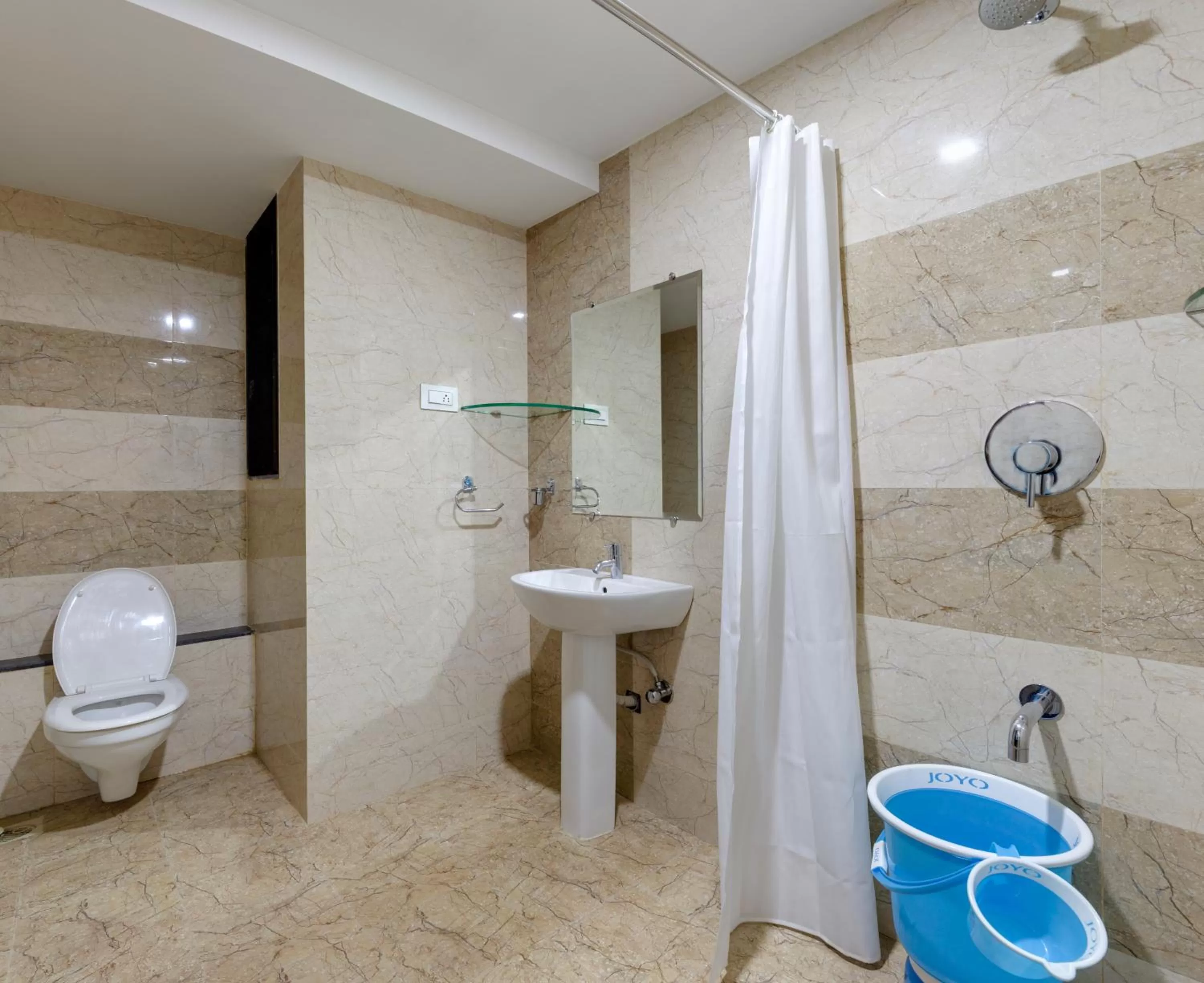 Bathroom in Hotel Galaxy Inn Kolhapur