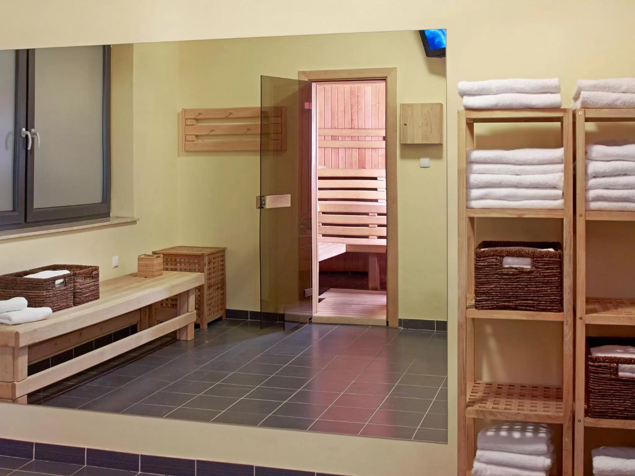 Sauna, Bed in Focus Hotel Gdańsk