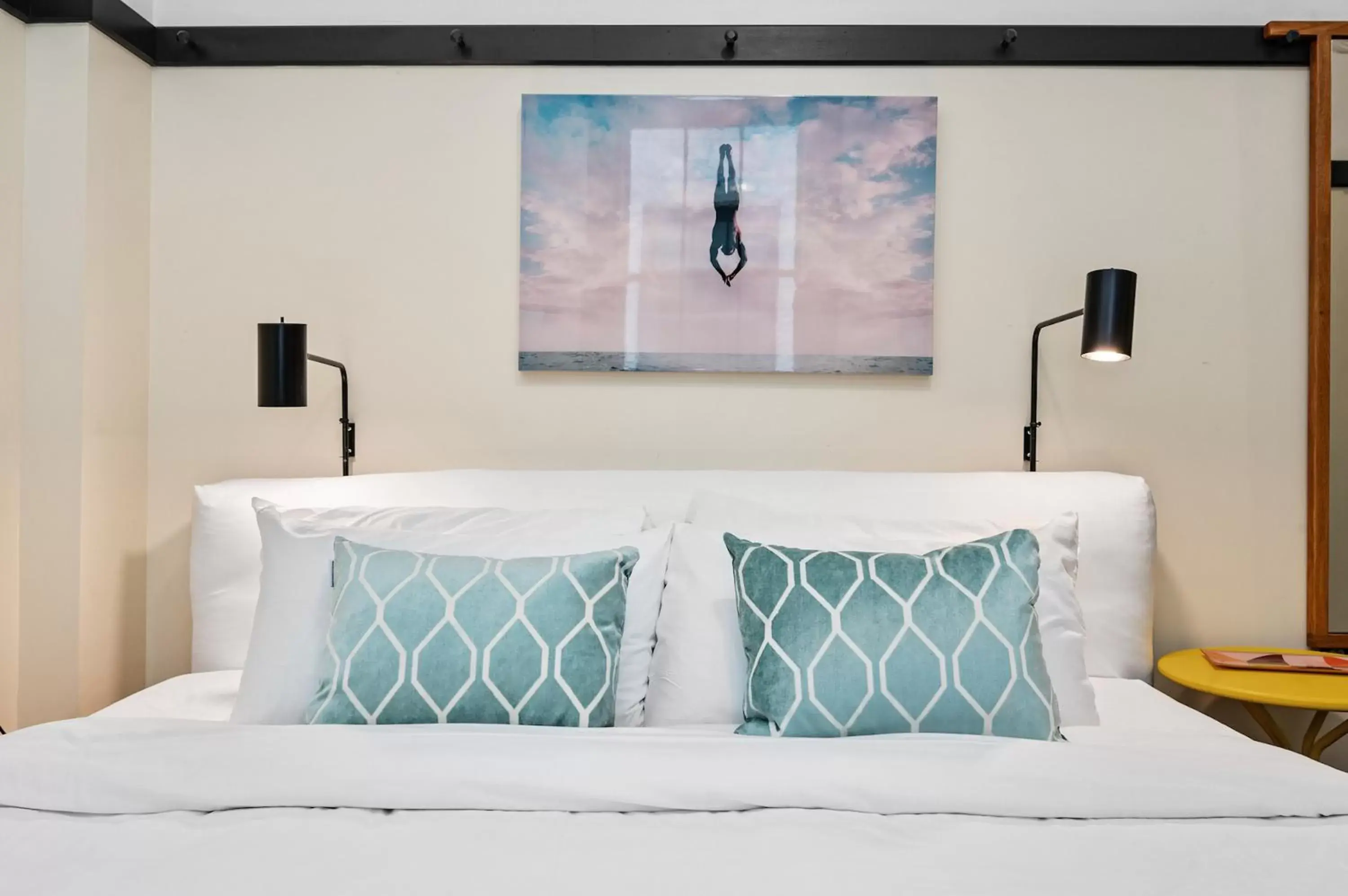 King Room (Self Check-in with Virtual Front Desk) in The Maverick by Kasa King Room (Self Check-in with Virtual Front Desk) in The Maverick by Kasa