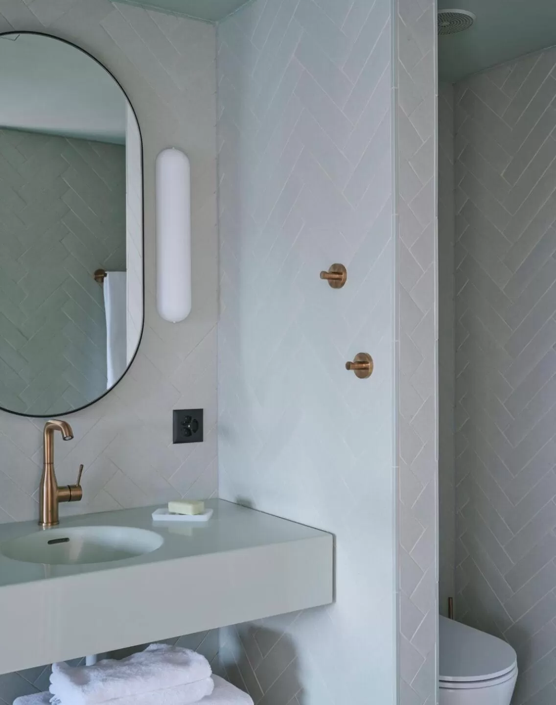 Bathroom in Swissôtel Kursaal Bern