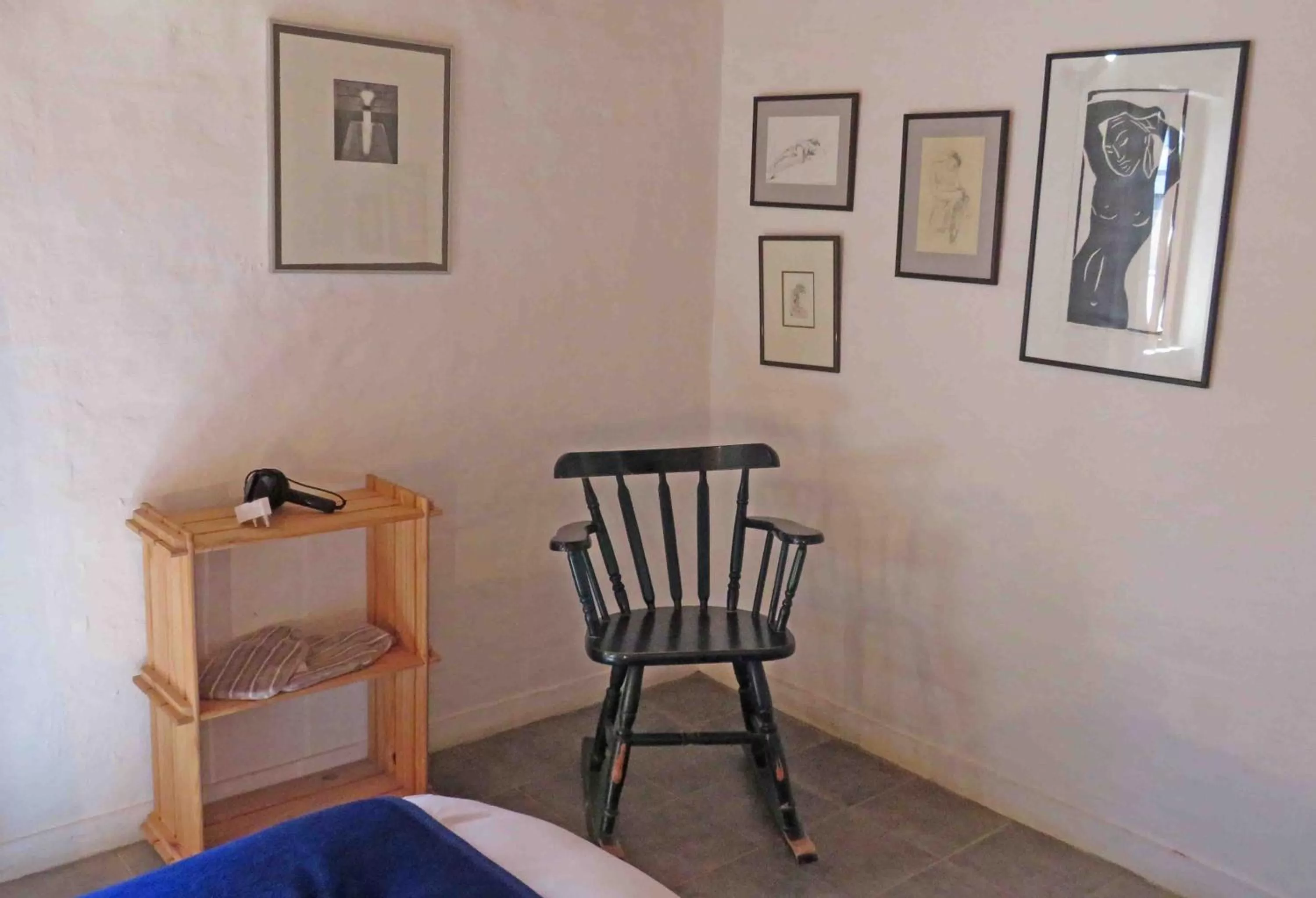 Seating Area in Alternative Space B & B