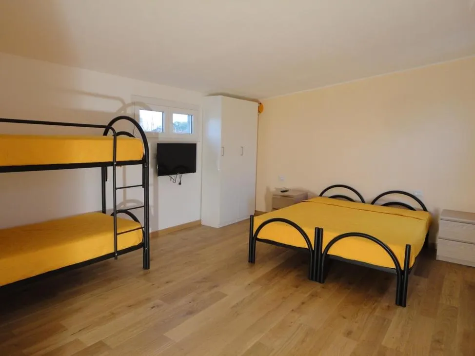 Bedroom, Bed in Pavia Ostello