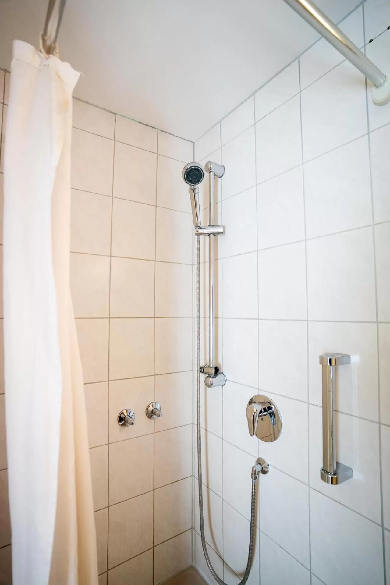 Bathroom in AP Hotel Viernheim am Kapellenberg