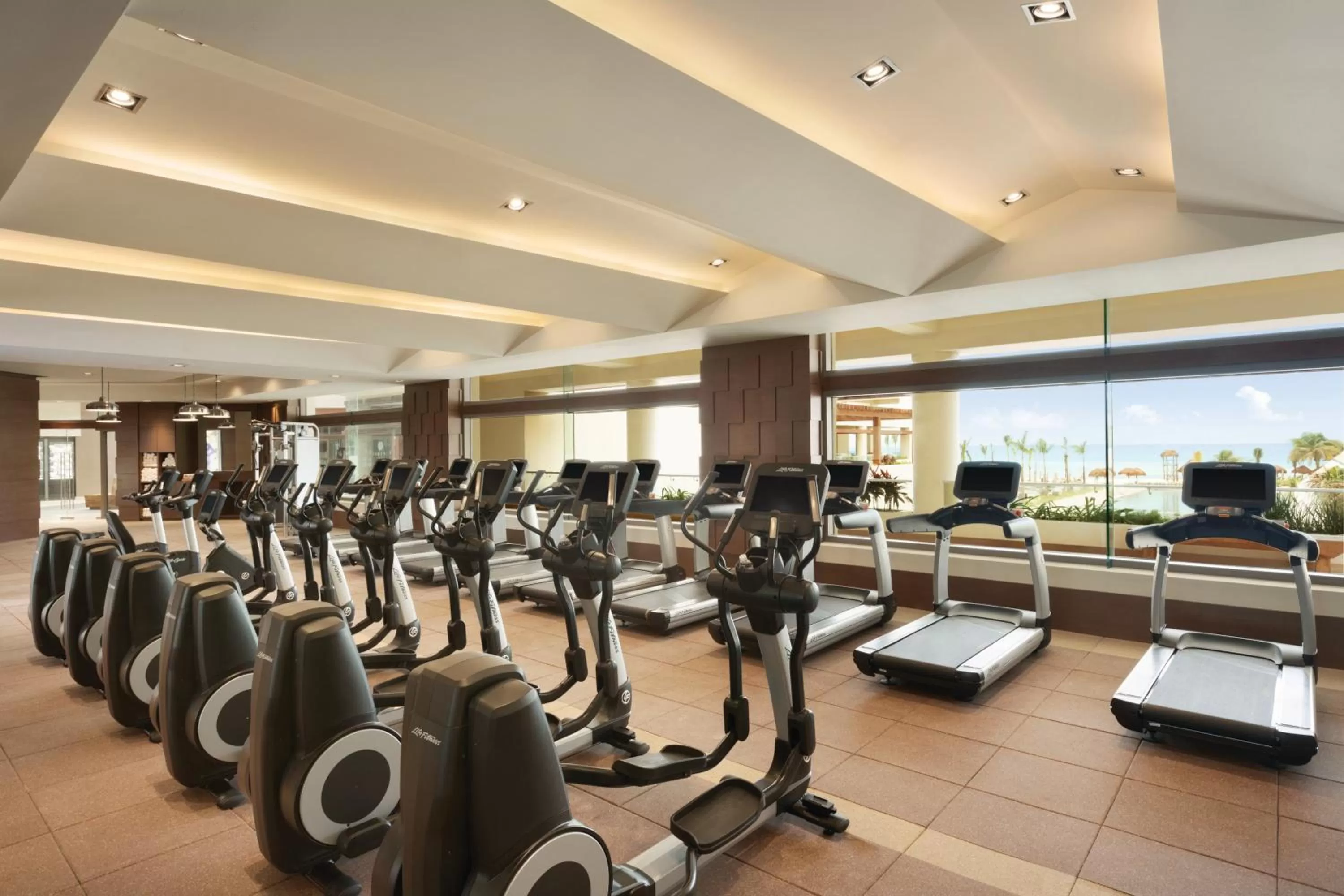 Fitness centre/facilities in Hyatt Ziva Cancun All-Inclusive