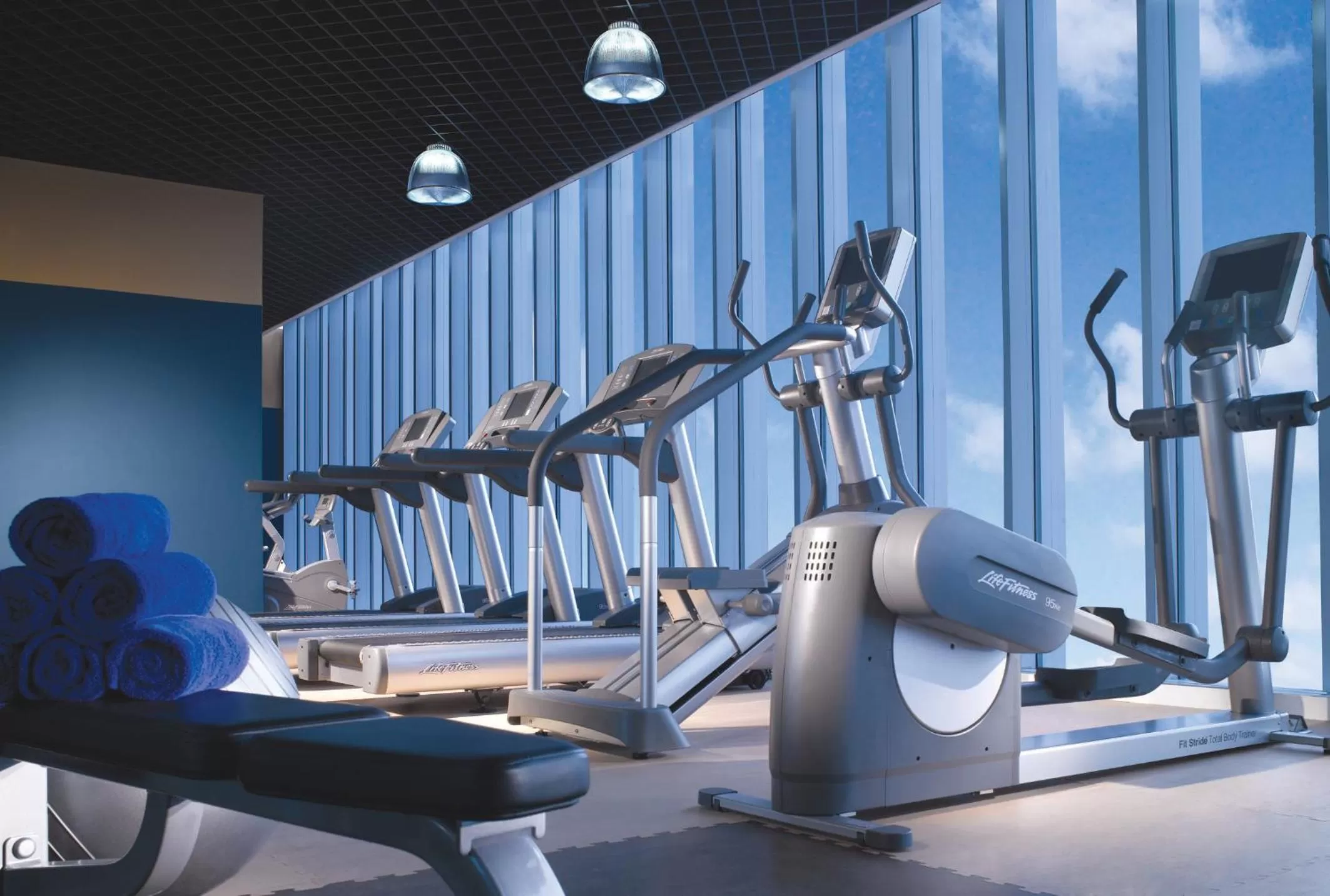 Fitness centre/facilities in Oakwood Premier Cozmo Jakarta