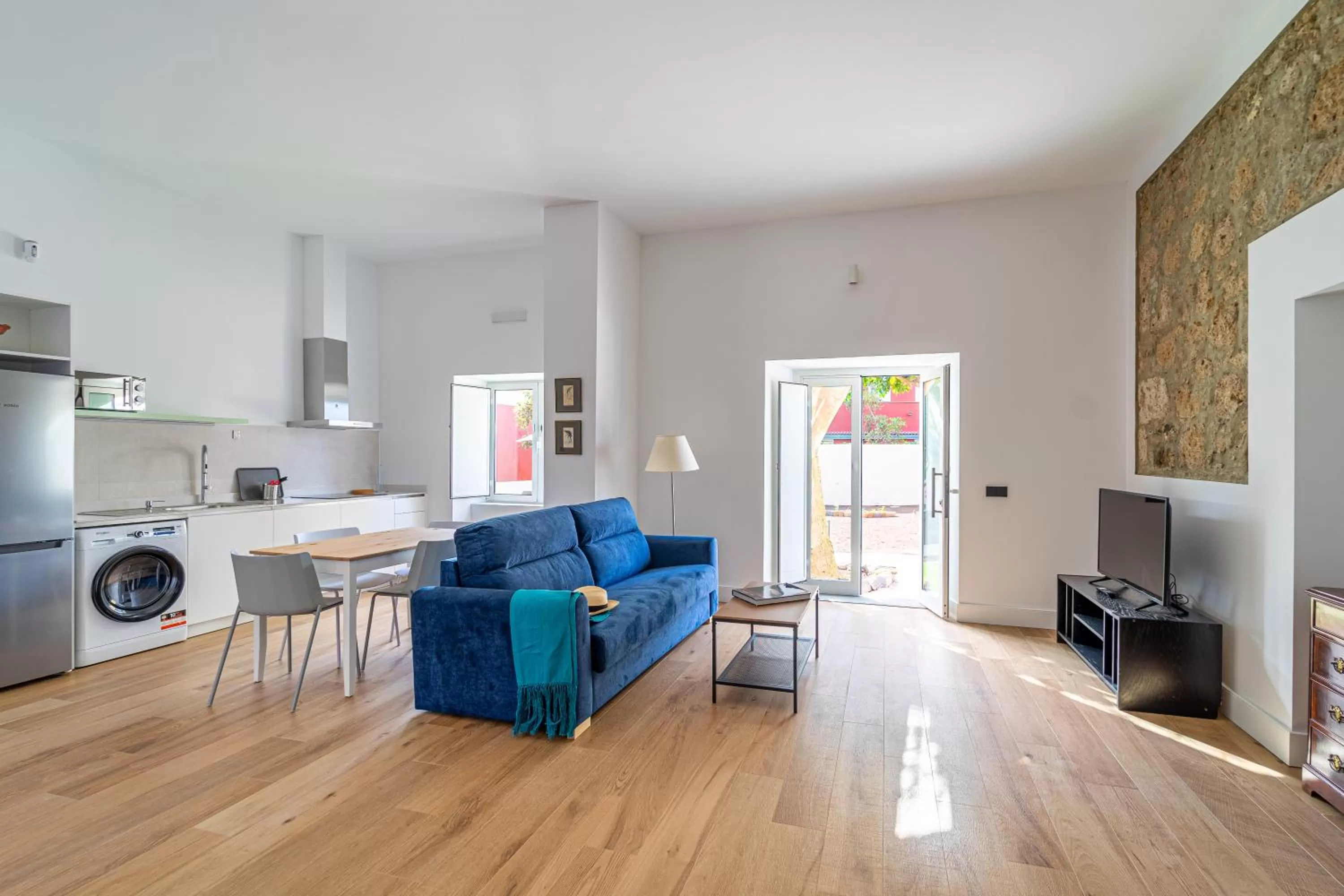 Living room, Seating Area in Albor Suites