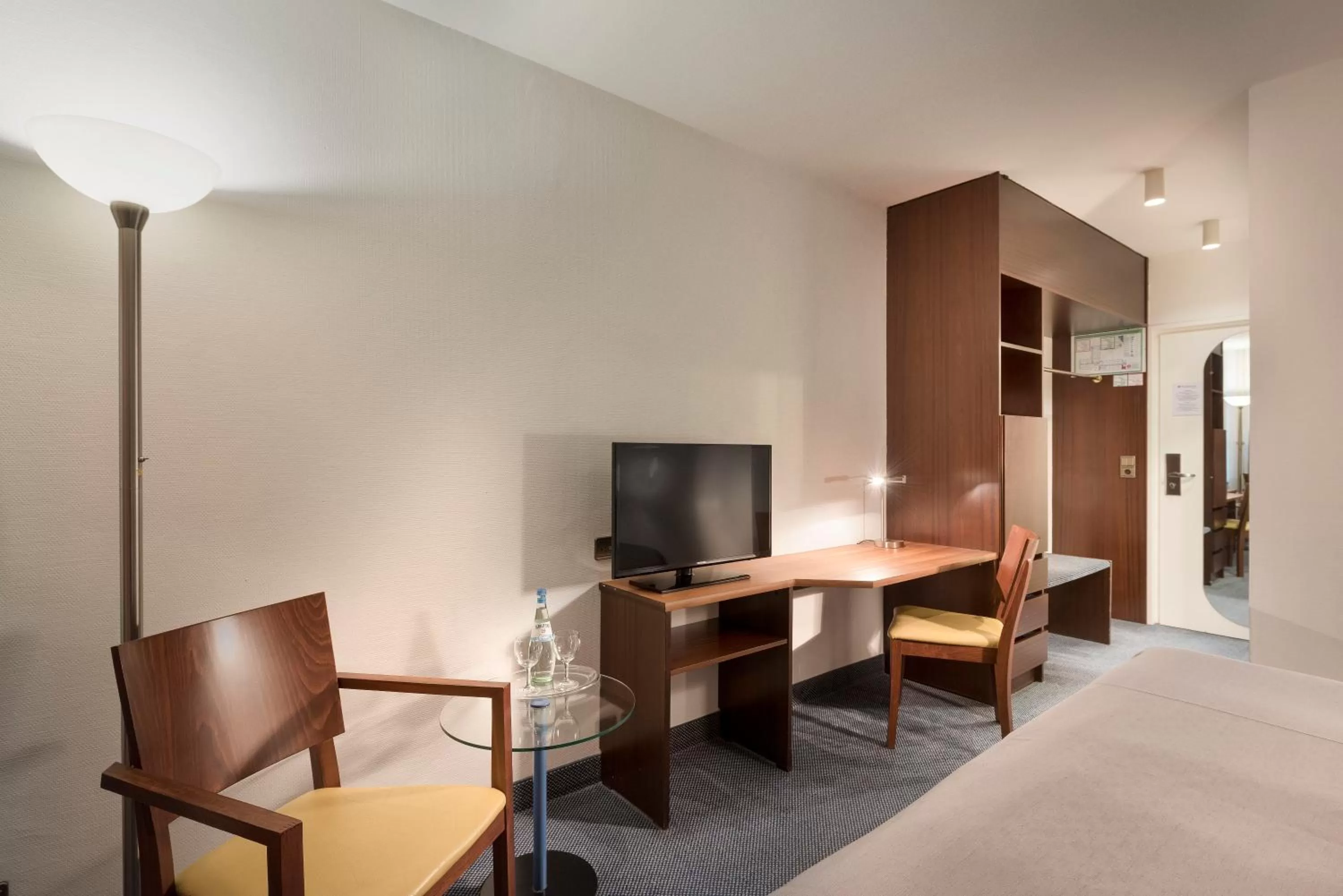 TV and multimedia, Bed in Ramada by Wyndham Flensburg City