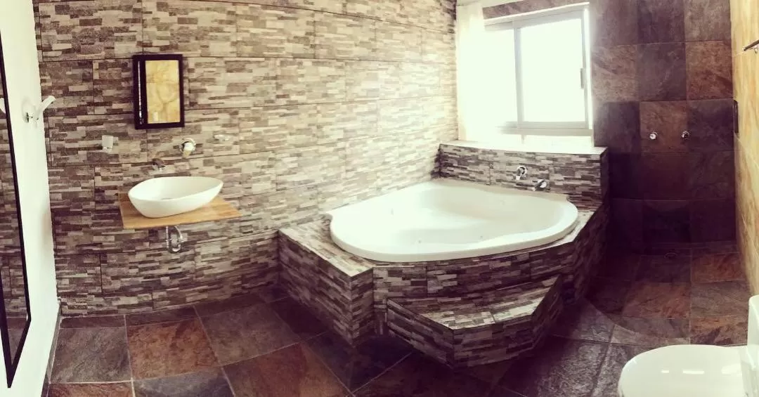 HOTEL LOS PINOS CENTRO