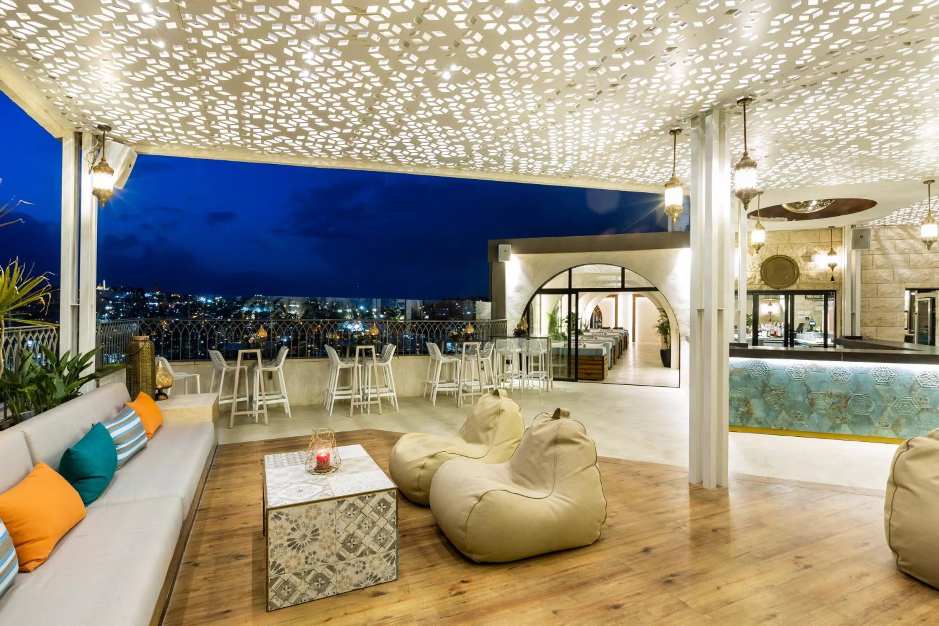 Nightclub / DJ in Ramada Olivie Nazareth