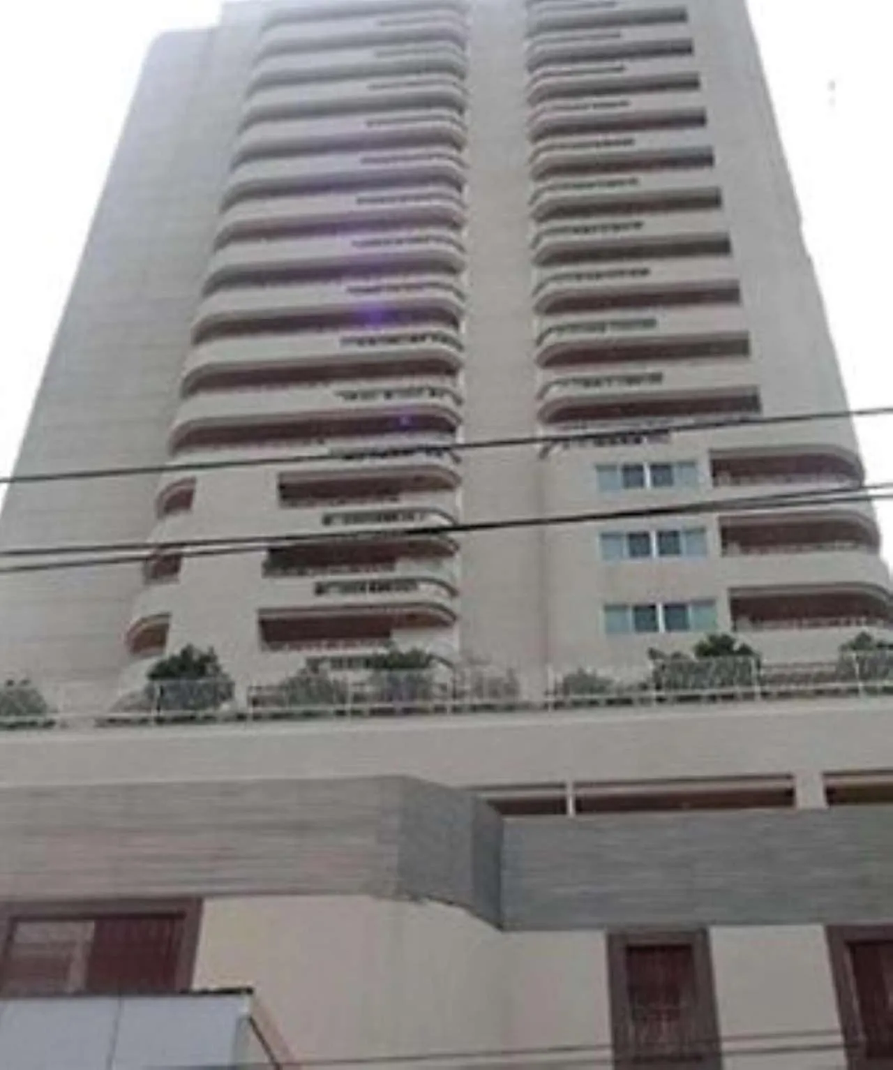 Property building in S.M. GRANDE RESIDENCE