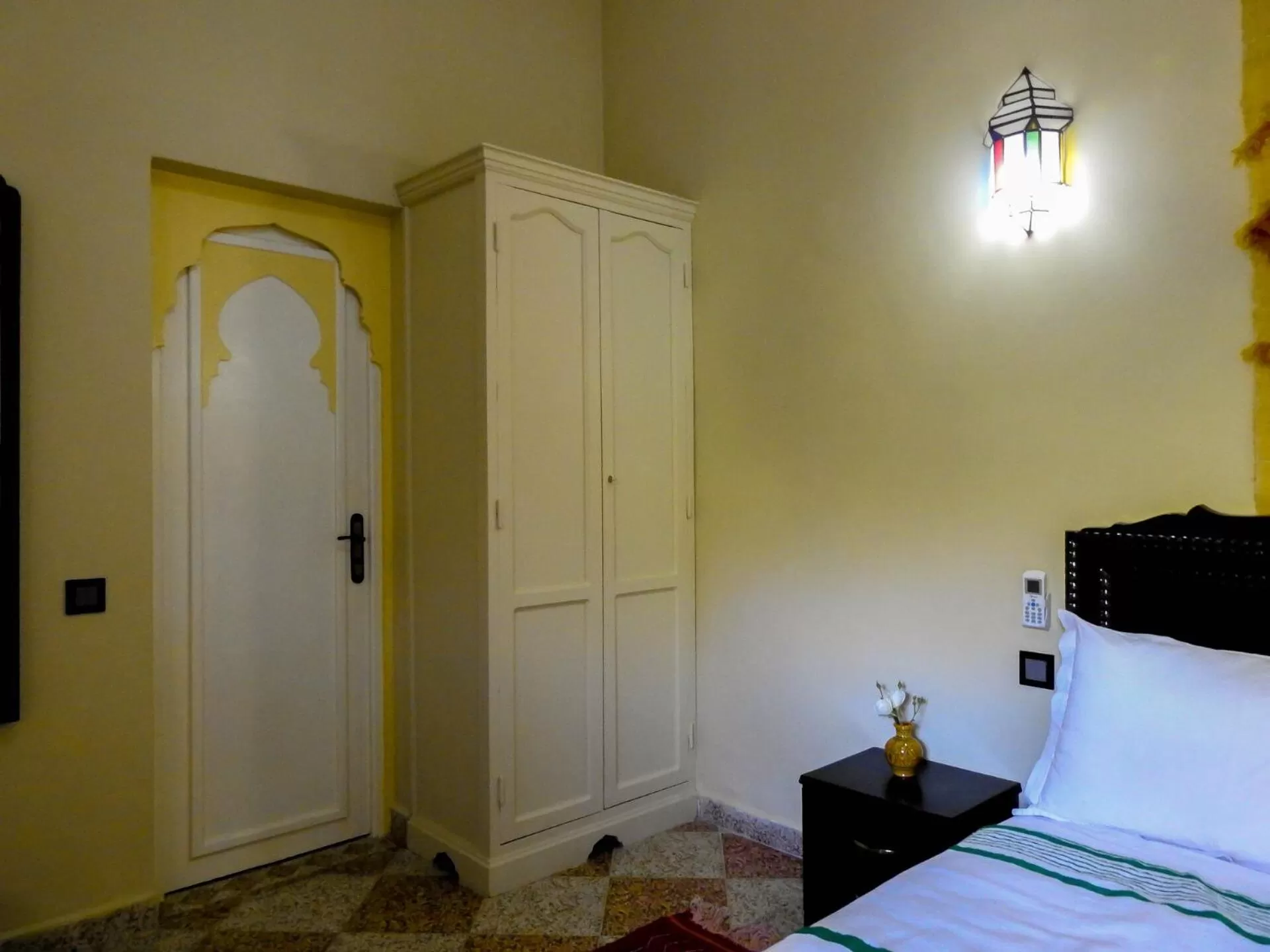 Bed in Le Bleu House