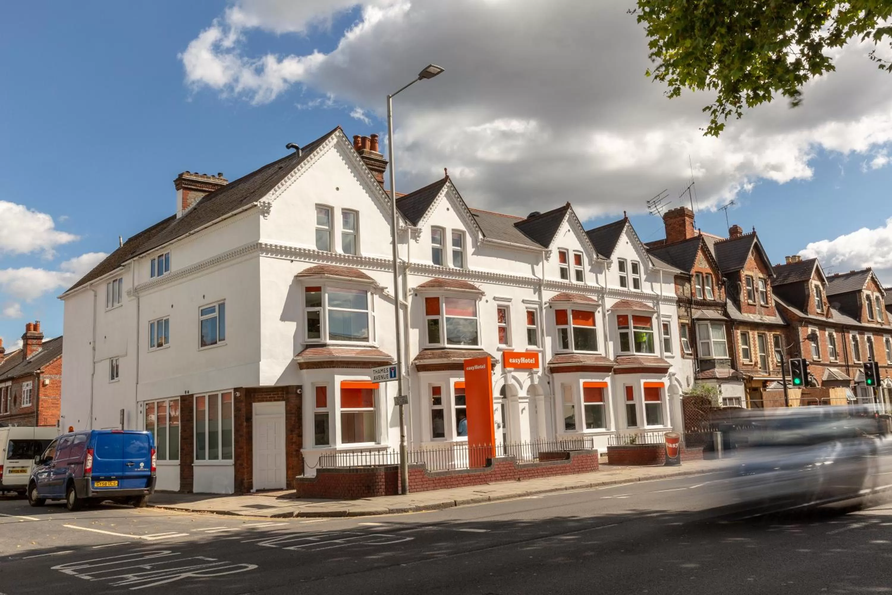 Property building in Easyhotel Reading