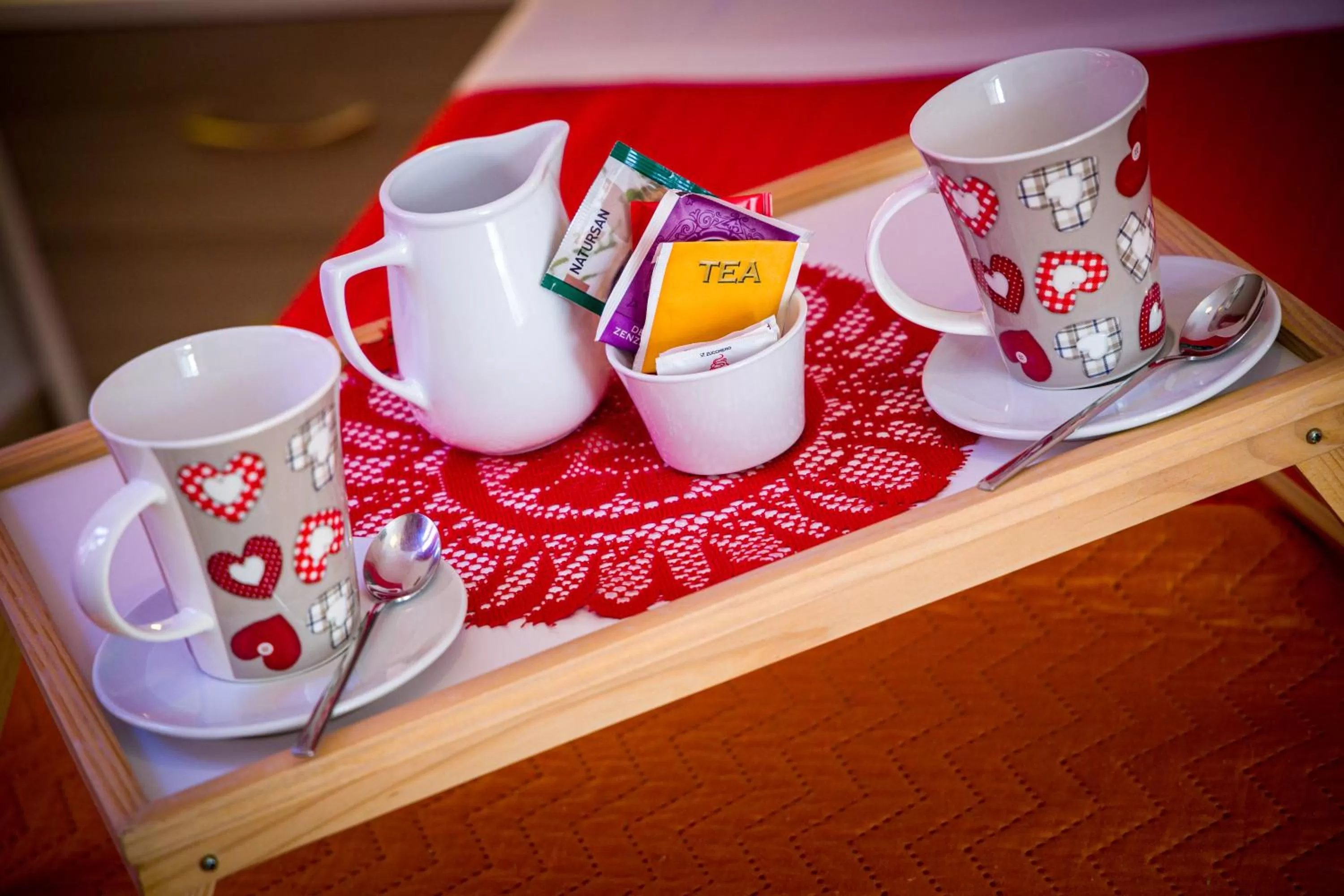 Coffee/tea facilities in V&V Suite & Breakfast