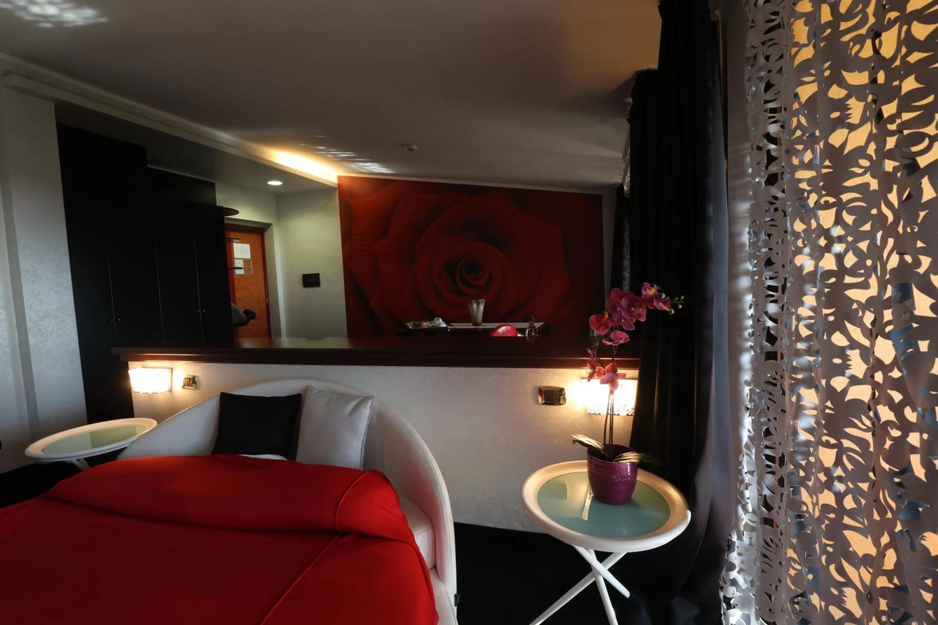 Bed in Grand Hotel Paradiso