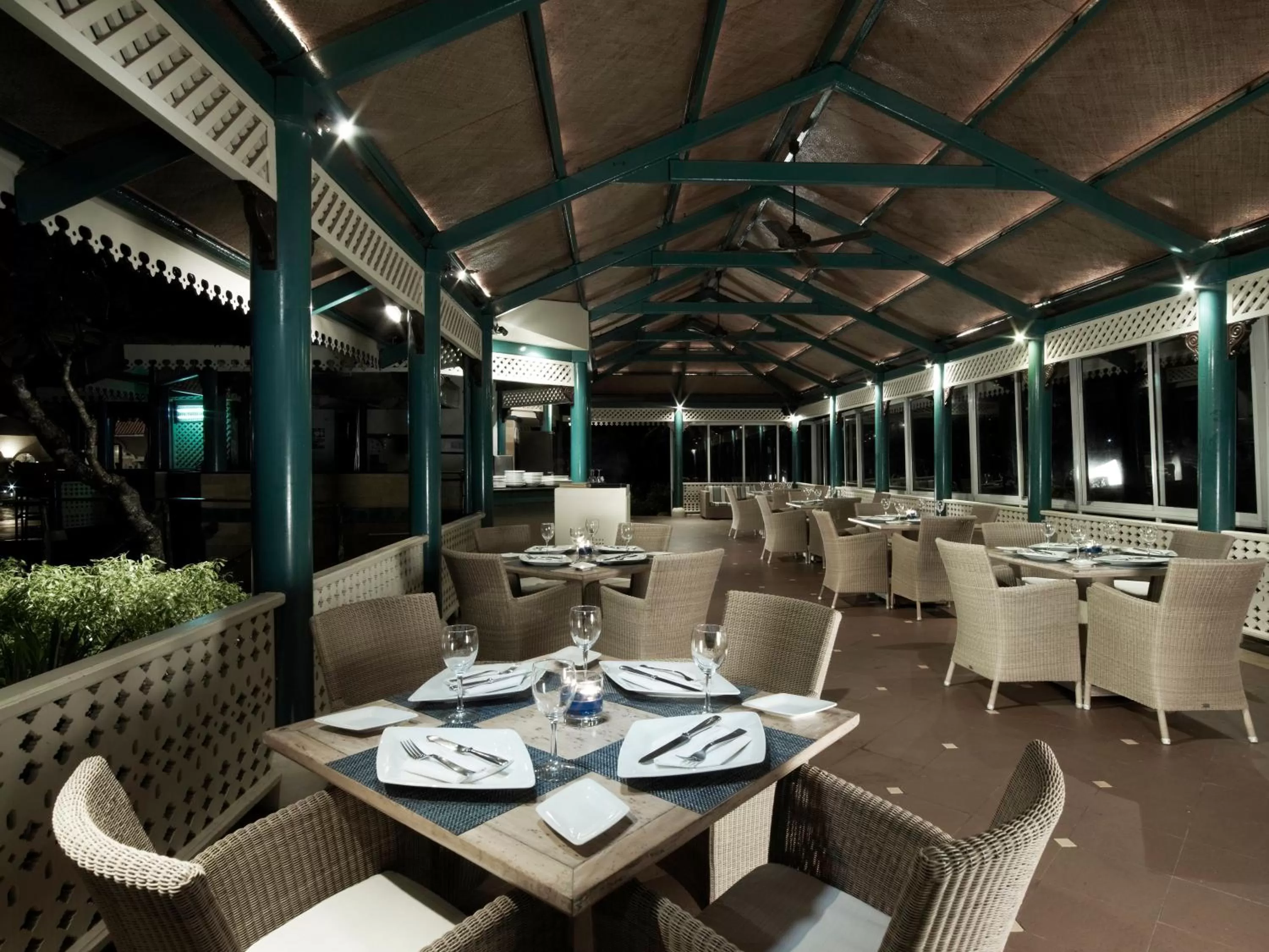 Restaurant/places to eat in Taj Fort Aguada Resort & Spa, Goa