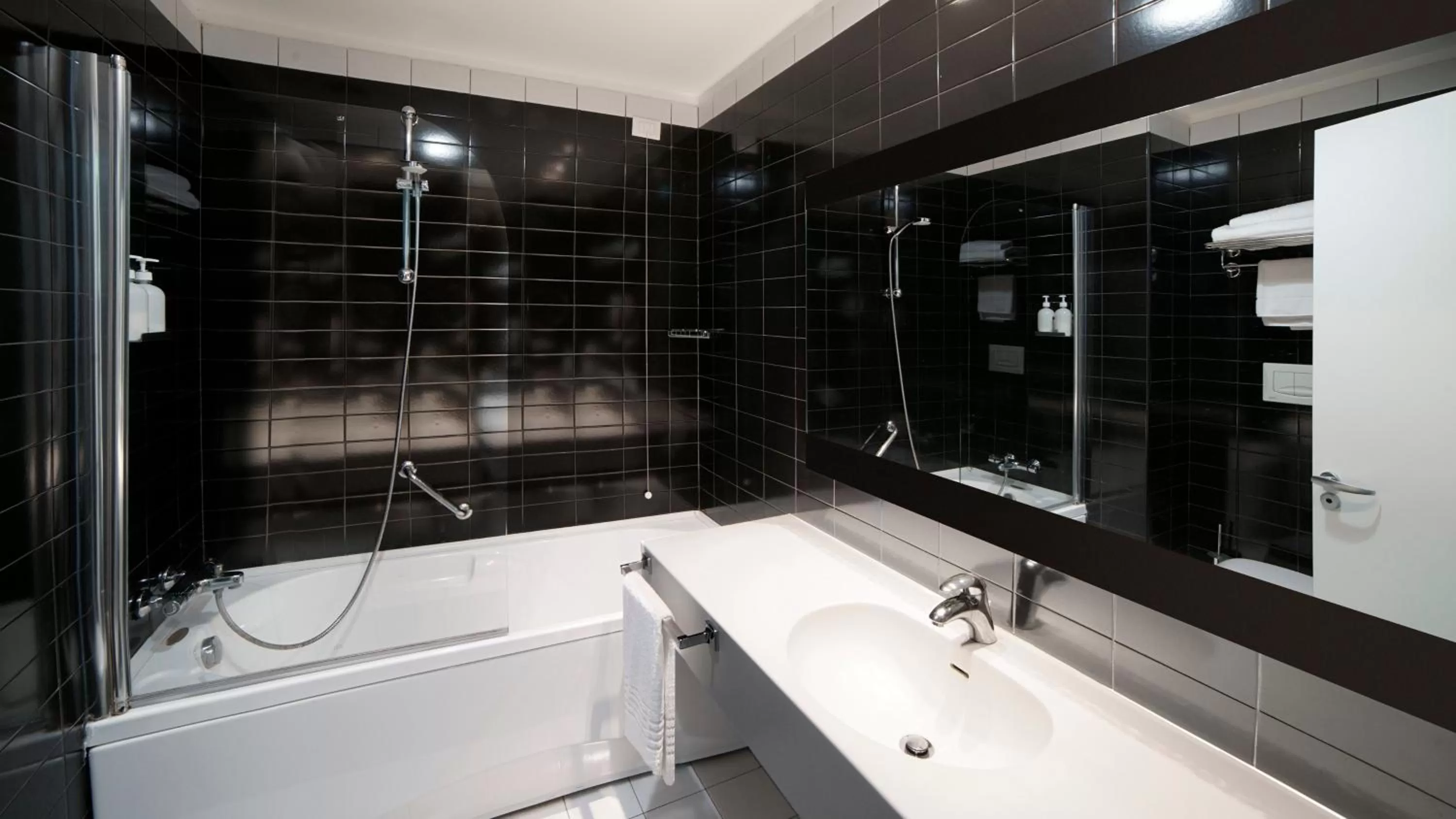 Bathroom in voco Nola - Naples Vulcano Buono by IHG