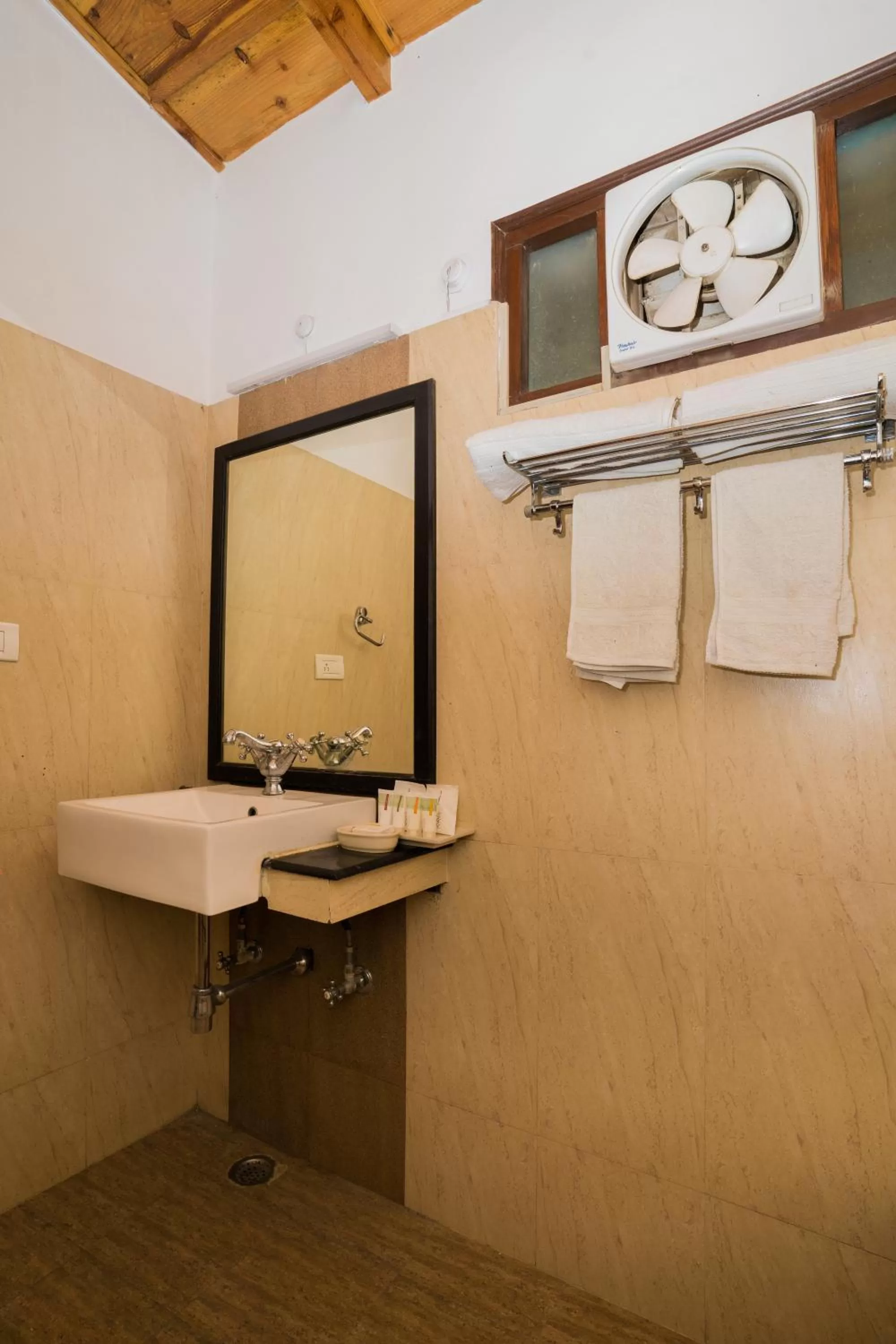 Bathroom in Bhikampur Lodge By Nine Hotels