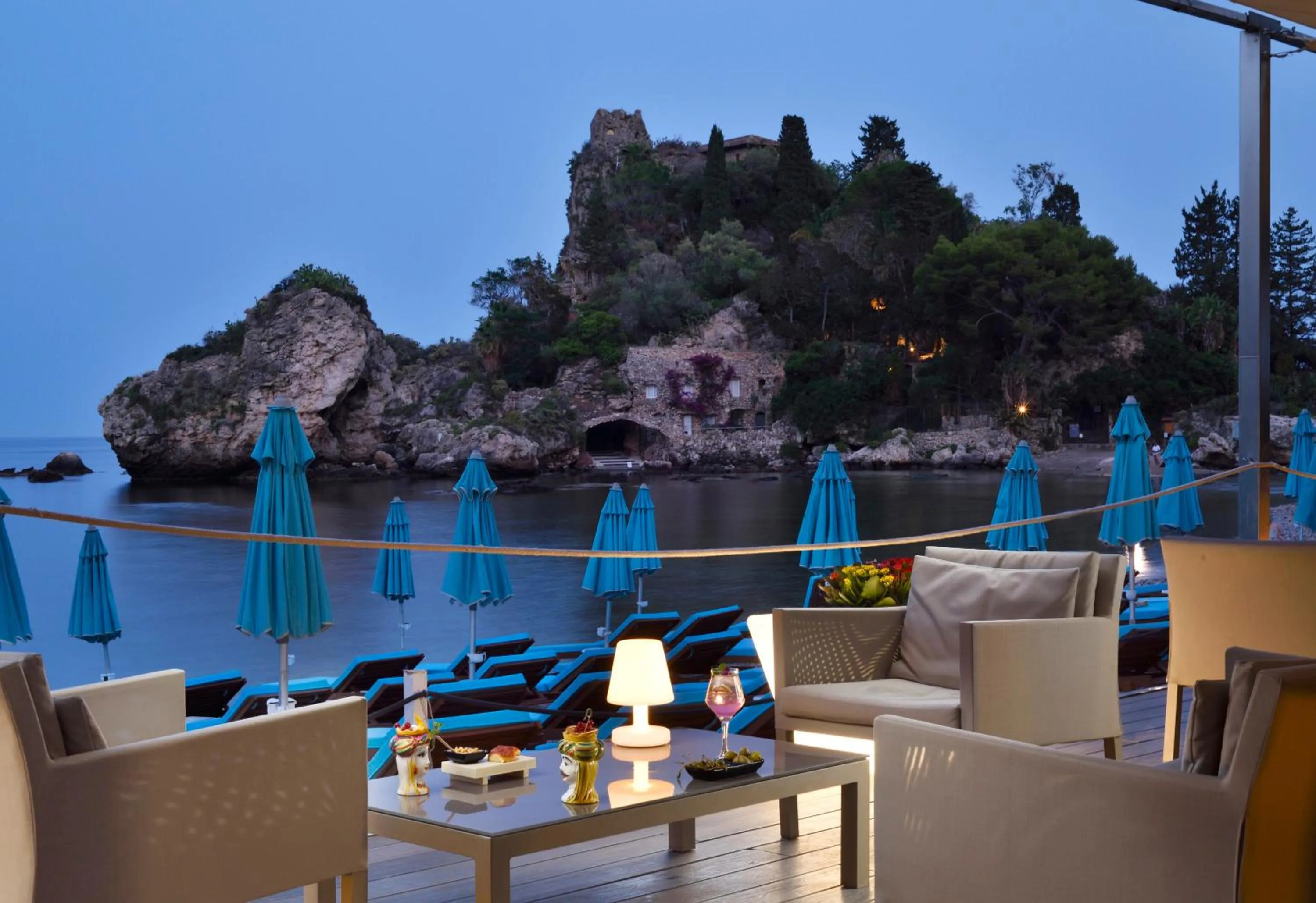 Lounge or bar in La Plage Resort