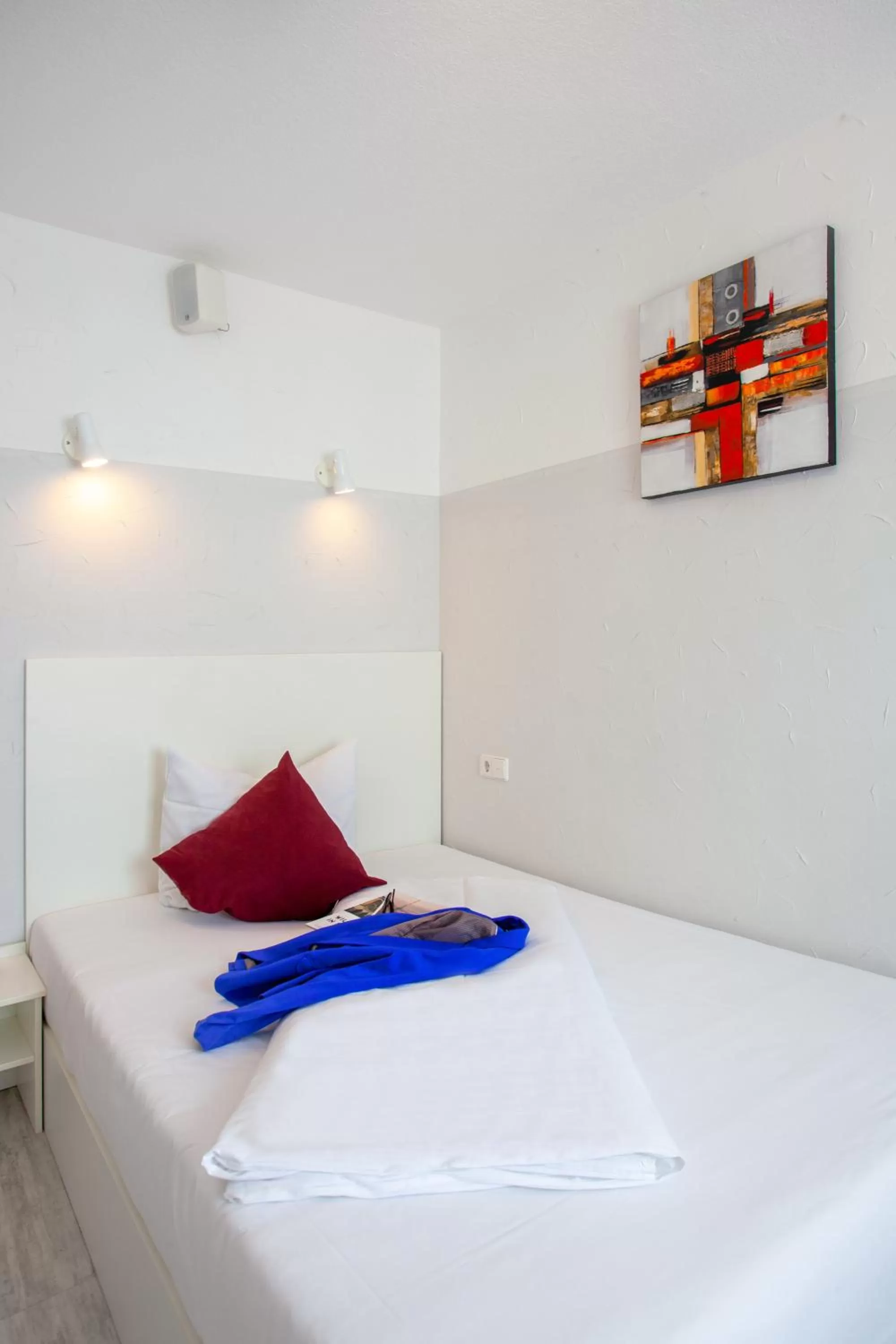 Photo of the whole room, Bed in Relax Hotel & SPA Stuttgart