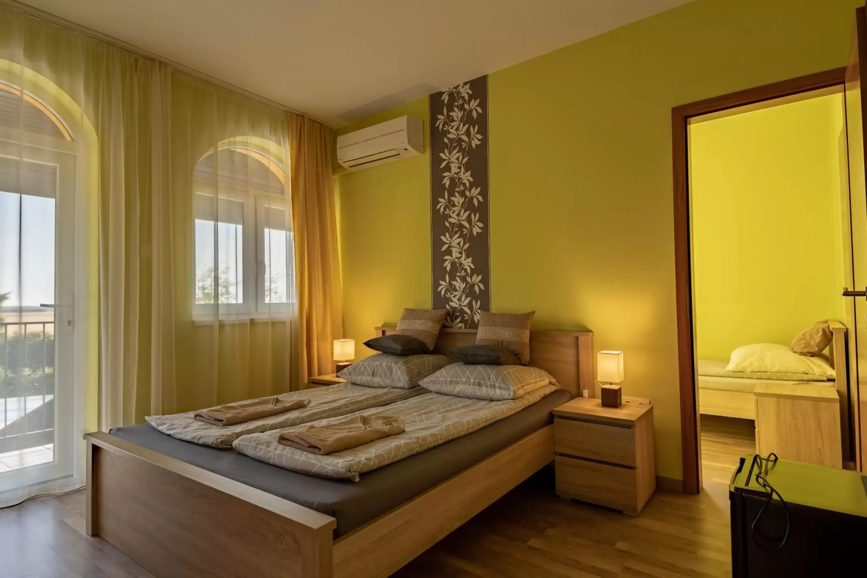 Family Room with Balcony in Garden Vendégház Makó Family Room with Balcony in Garden Vendégház Makó