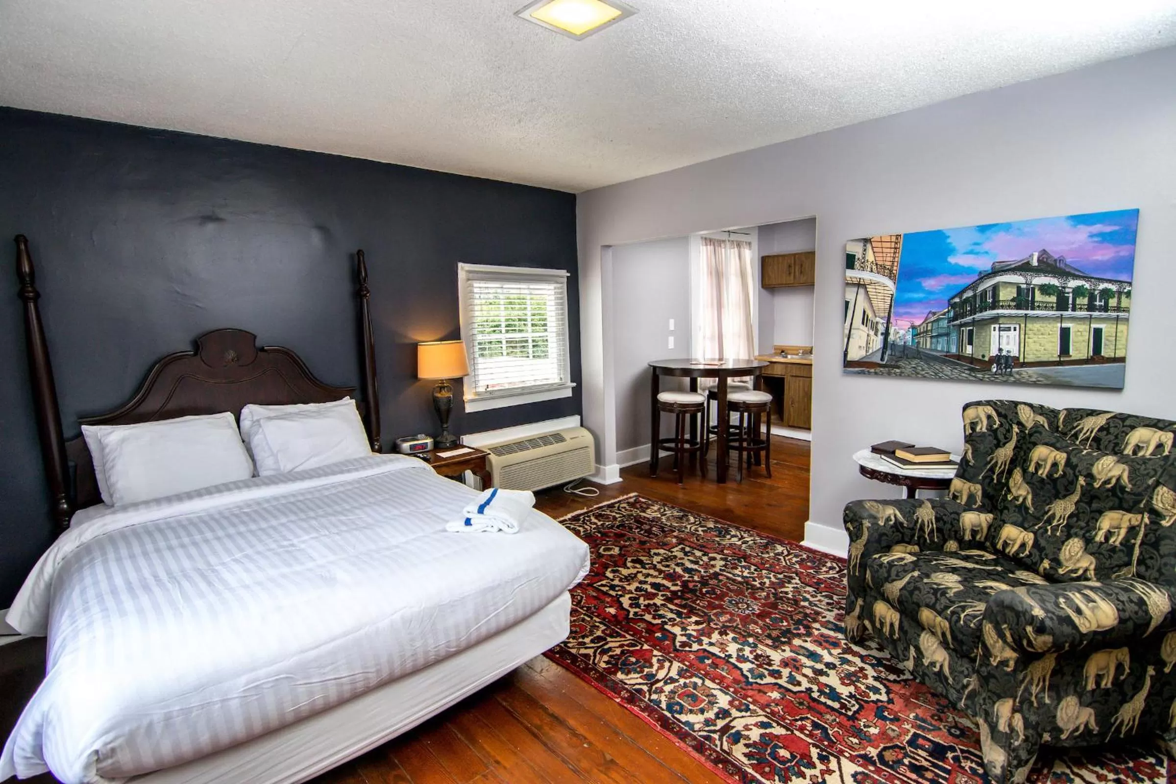 Bed in Rathbone Mansions New Orleans