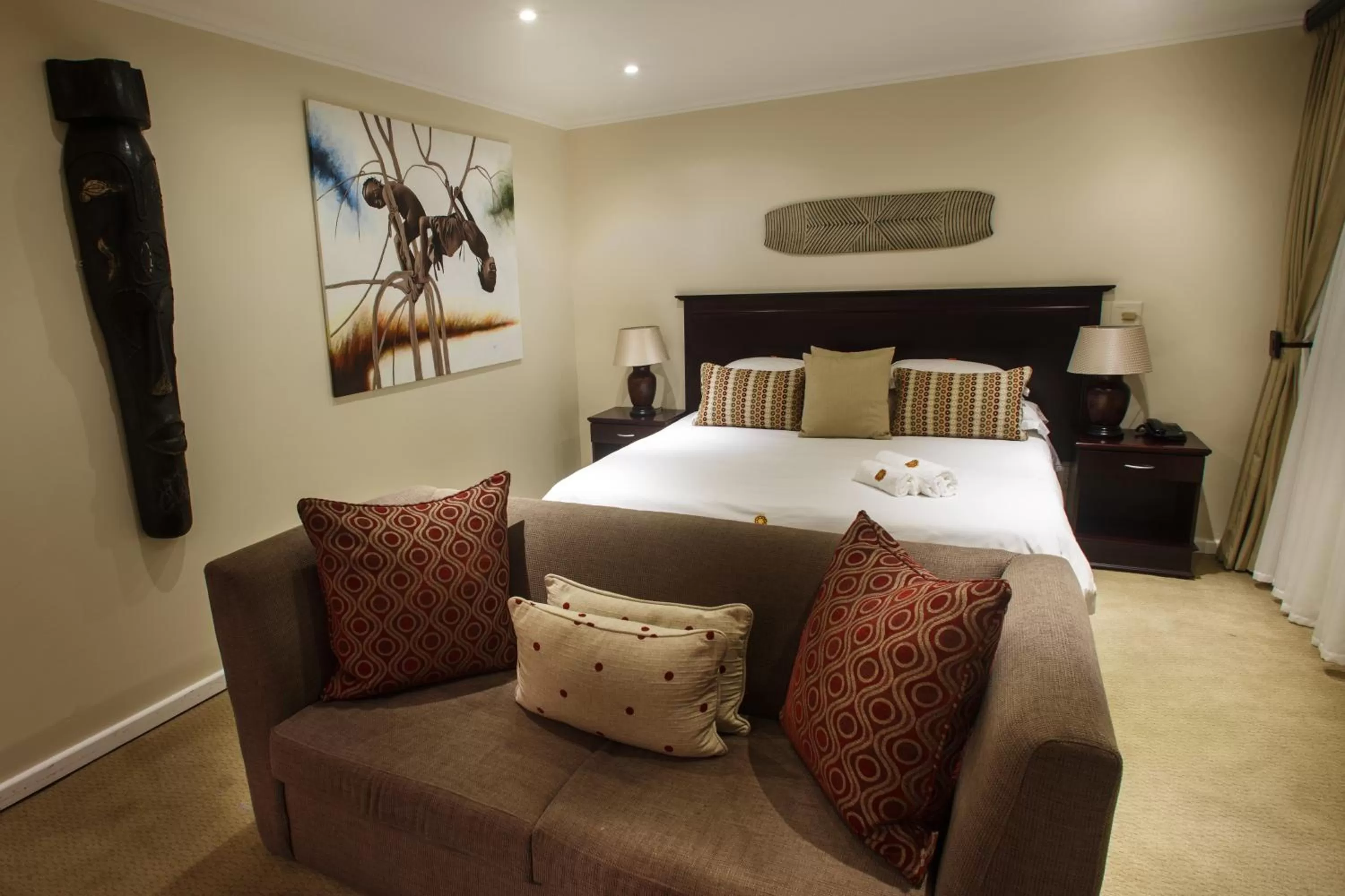 Photo of the whole room, Bed in Florida Park Hotel, Florida Road