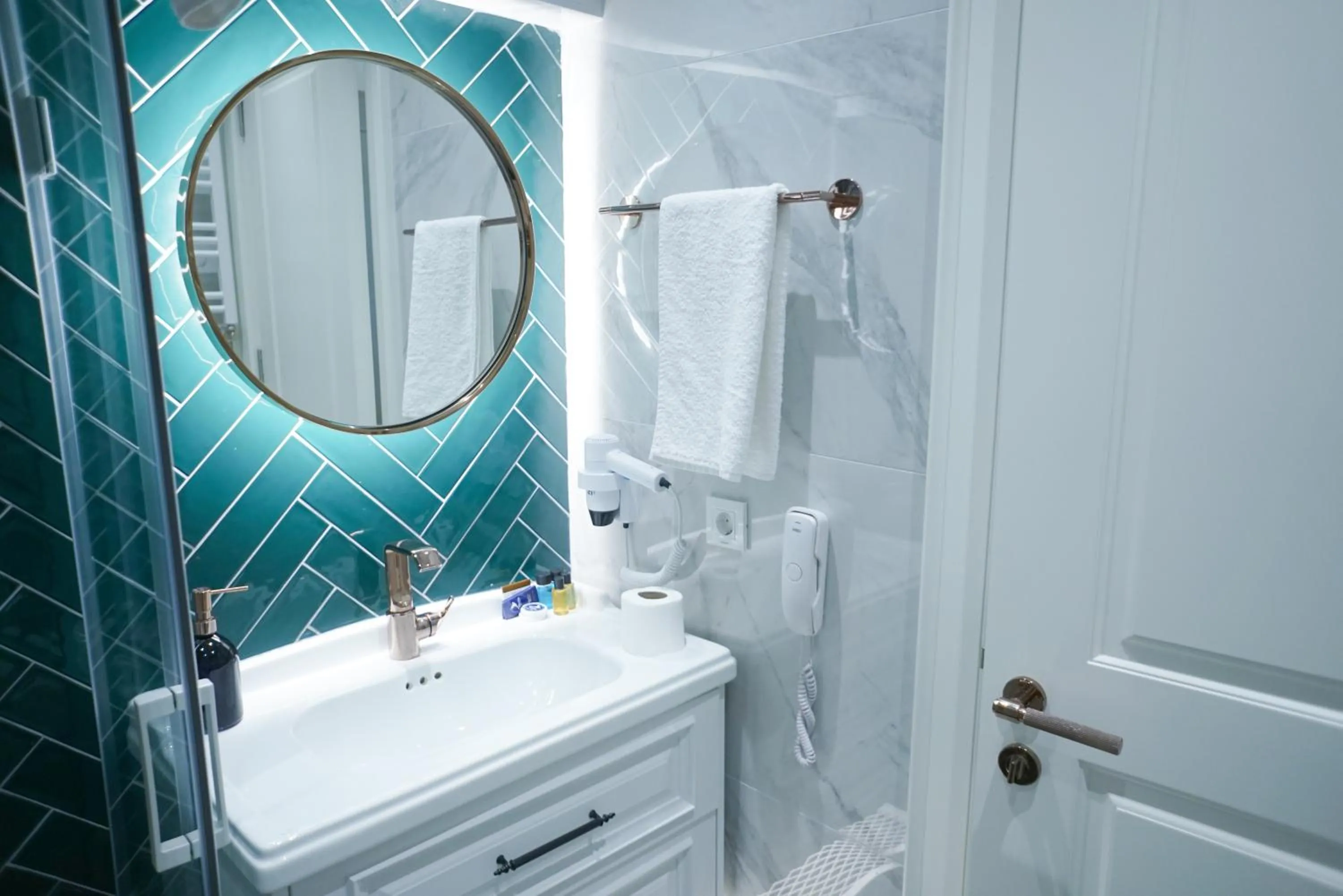 Shower in Triada Hotel Taksim - Special Category